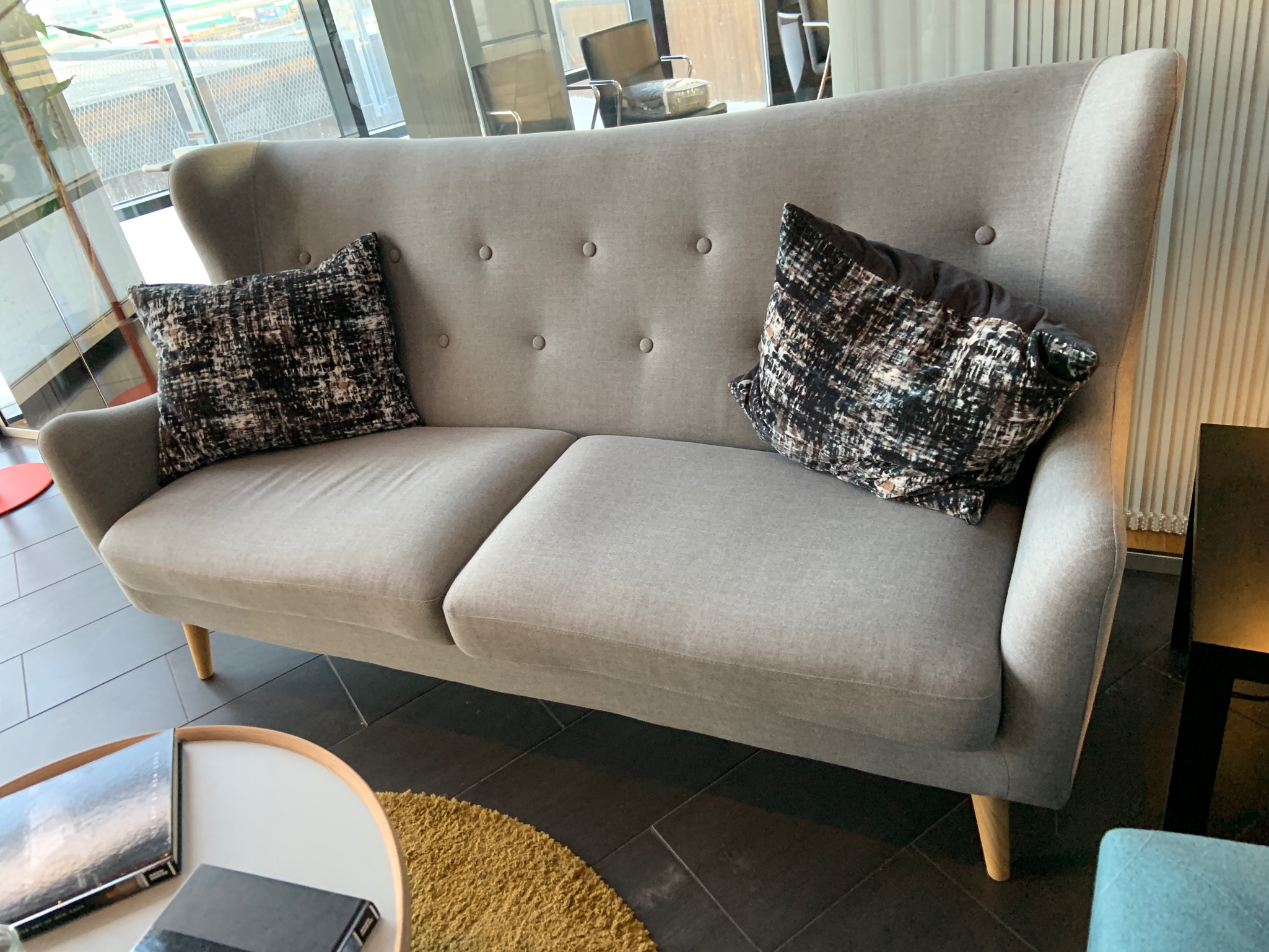 SELT/SOLD - Sófi + stólar + borðstofuborð - sofa,chairs,table 5