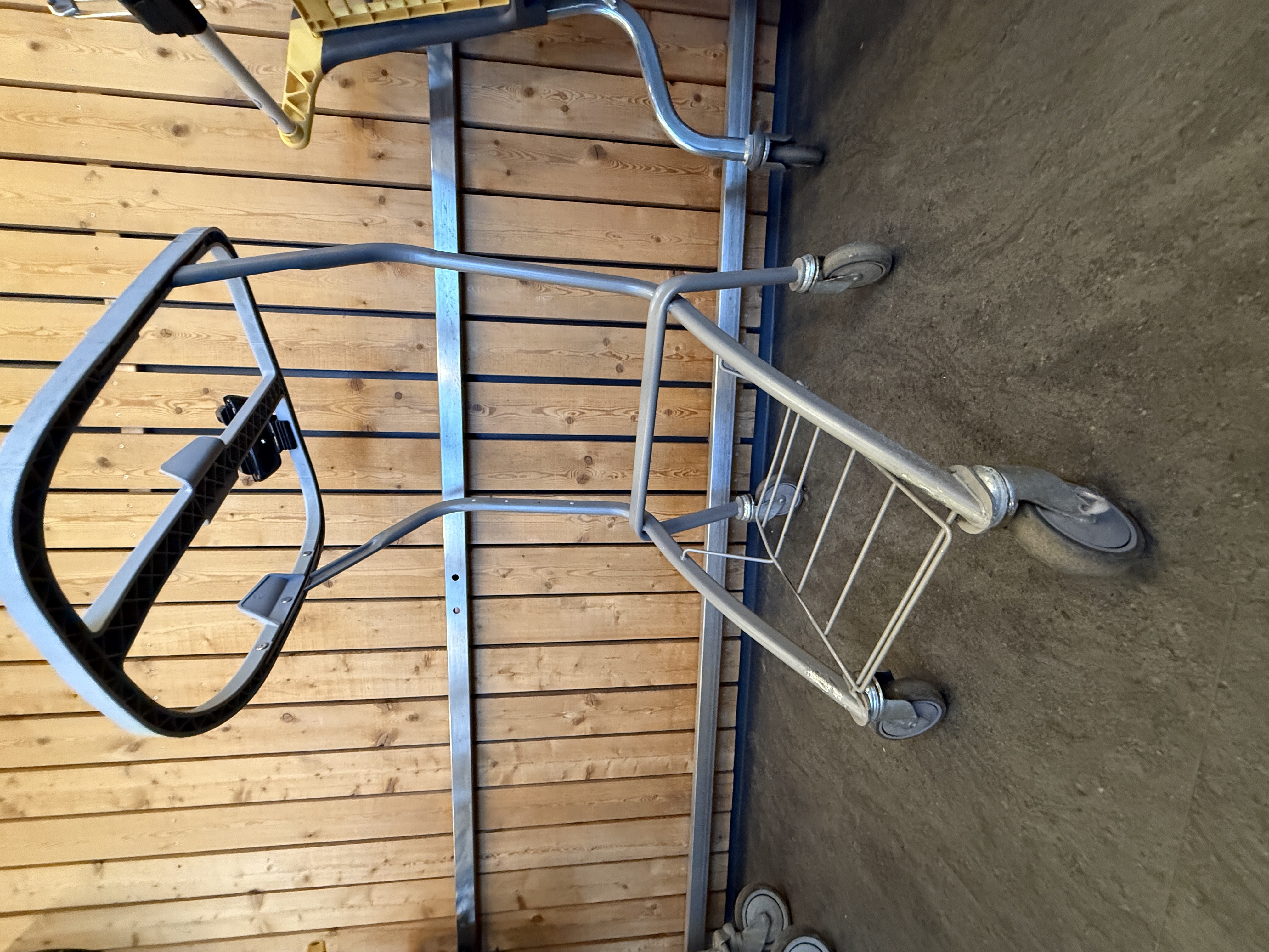 SELT / SOLD Innkaupakerra - 86L barnavagna-/körfuflutningsvagn (28stk) 5
