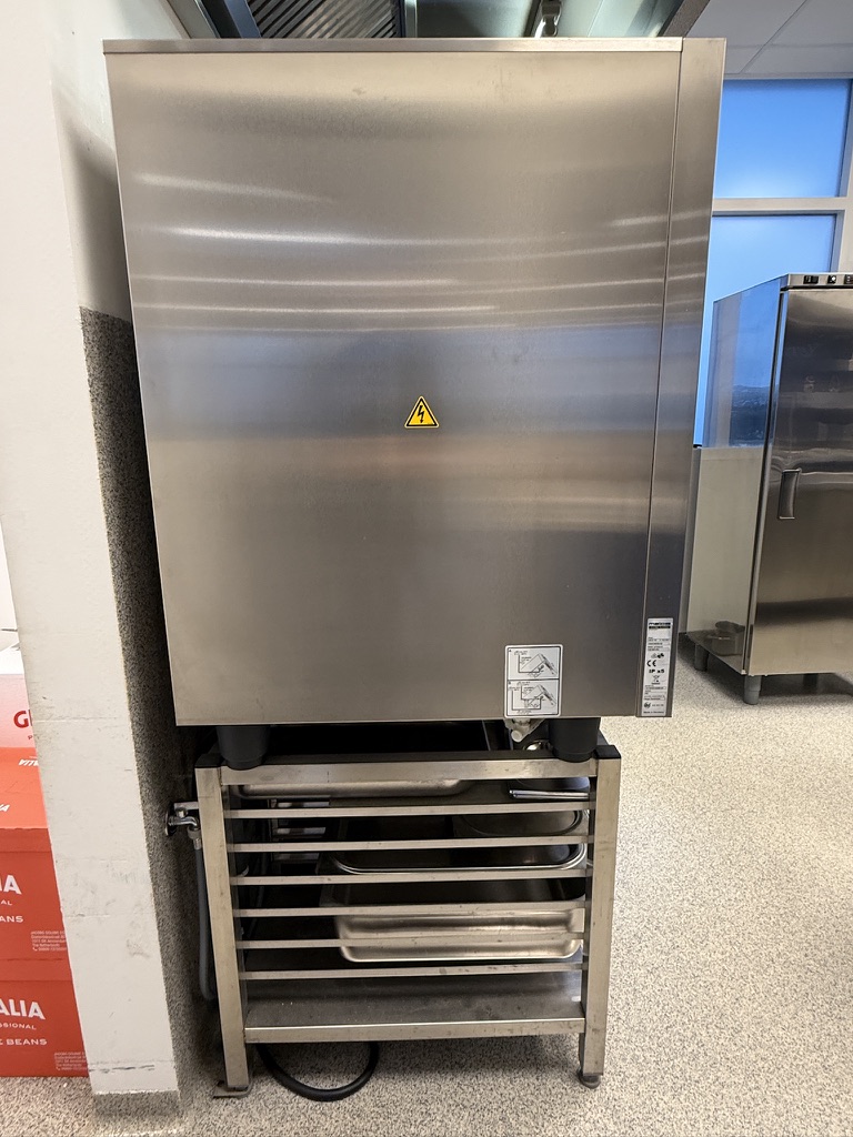 SELT / SOLD Metos System Rational MCM 101, 10 bakka blástursofn 10