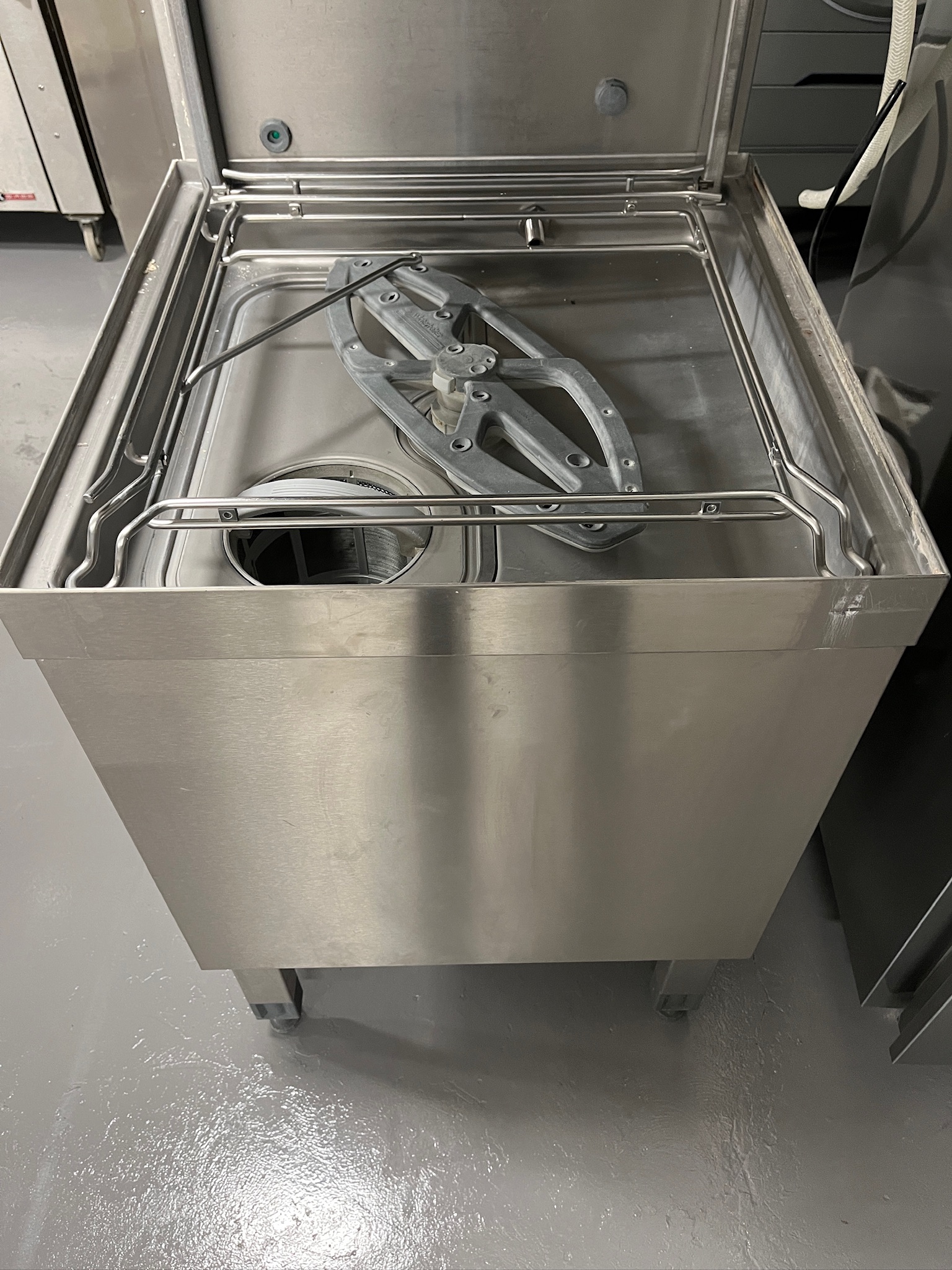 SELT / SOLD Winterhalter húddvél 4