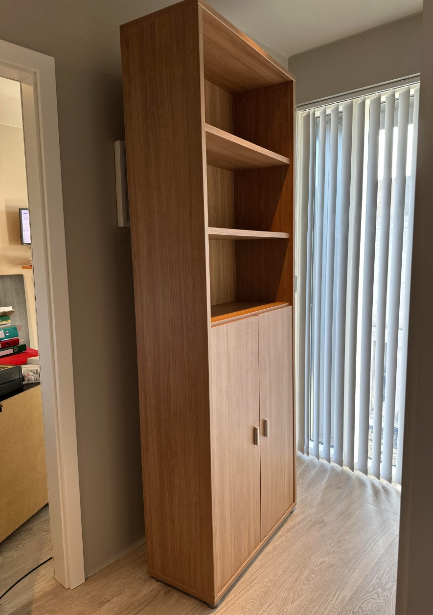 NowyStyl skápur frá Hirzlunni, H223xB80sm. - Sem nýr