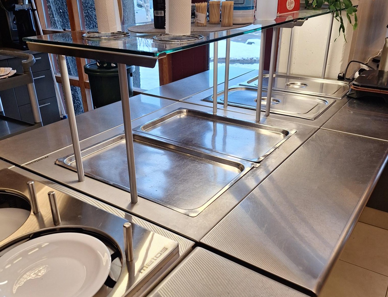 SELT / SOLD Metos Hitaborð (2015)