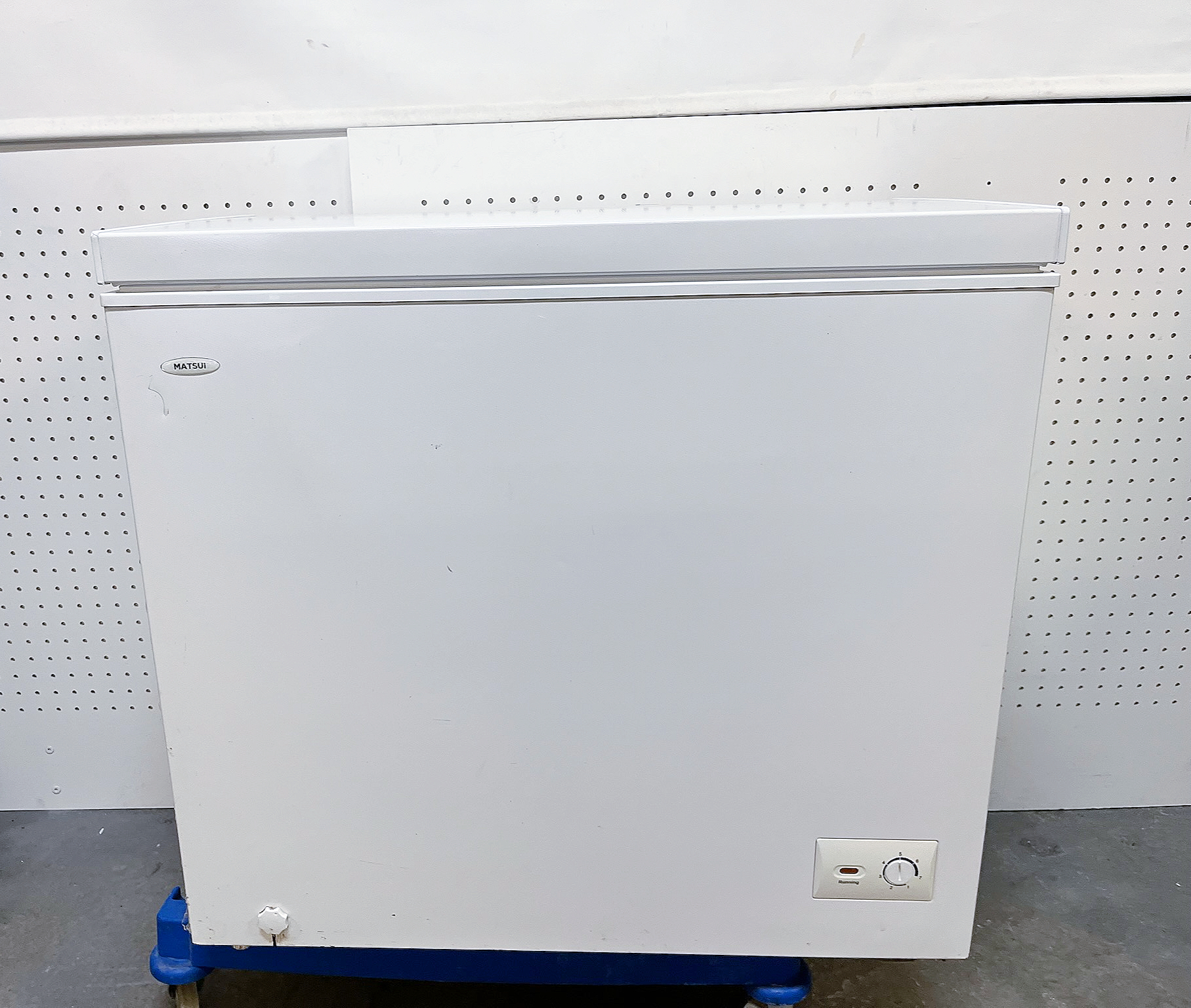 SELT / SOLD Matsui frystikista, 199L