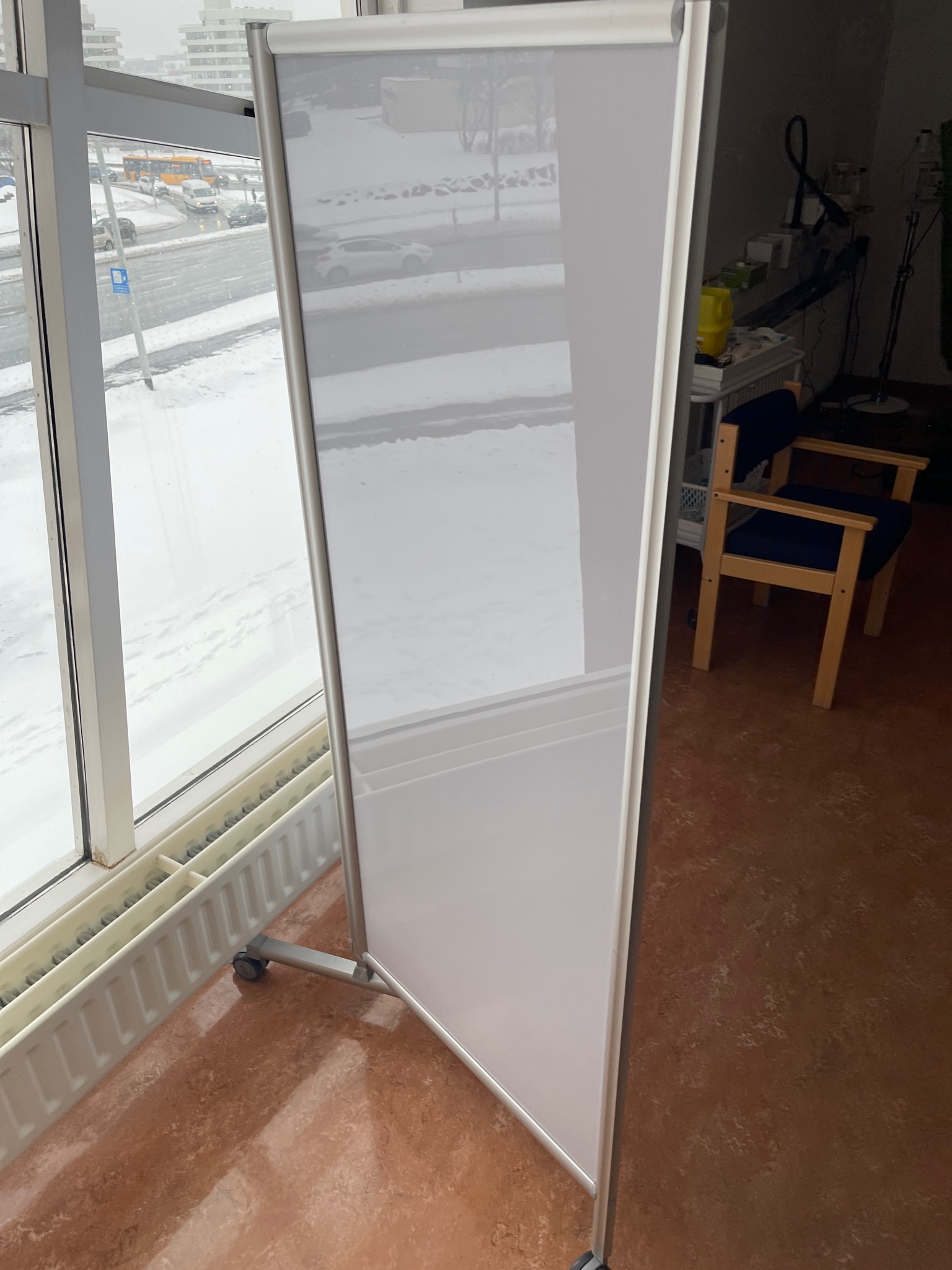 Butterfly harðplast skilrúm, 180 sm, samanbrjótanlegt á hjólum 2