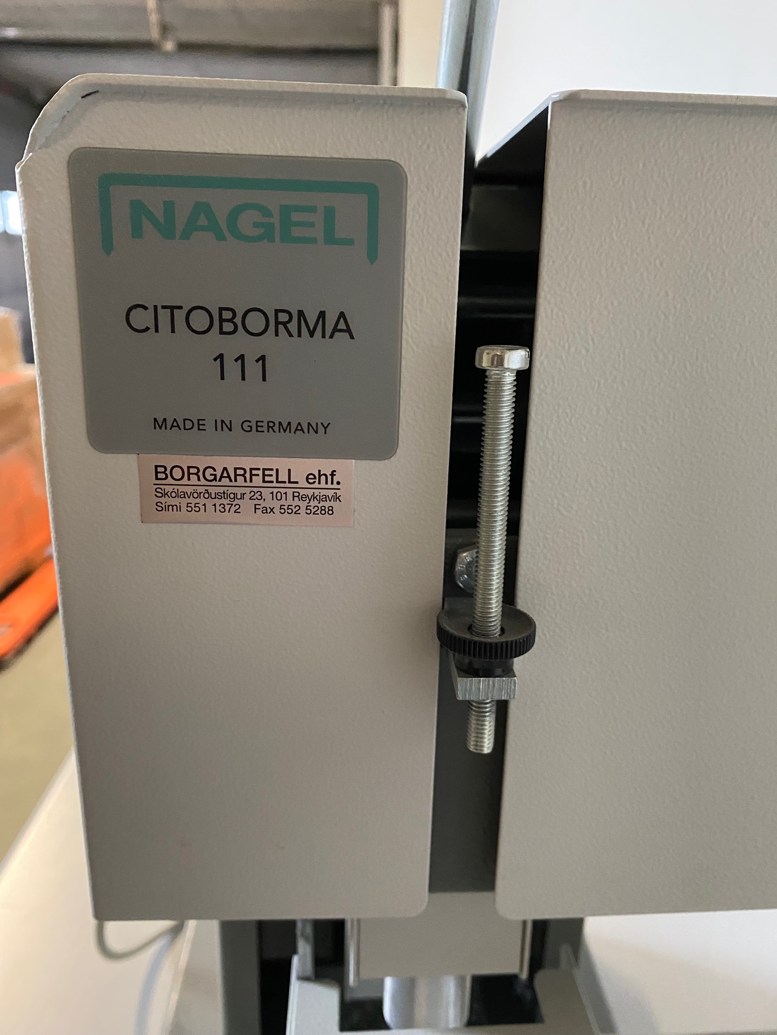 SELT / SOLD - Rafknúinn gatari Nagel Citboborma 111 5