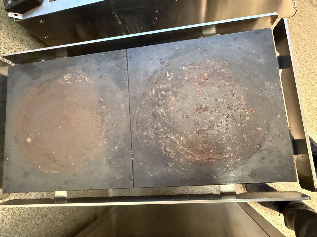 SELT / SOLD Jöni Foodline helluborð, B46xD86xH90sm. 4