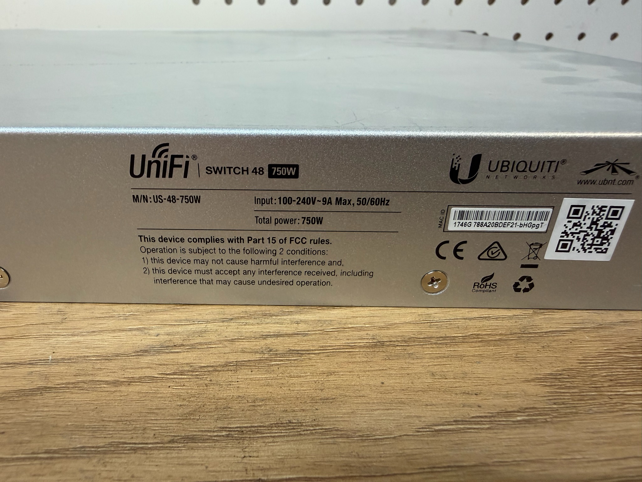 UniFi 48 750W sviss frá Ofar 5