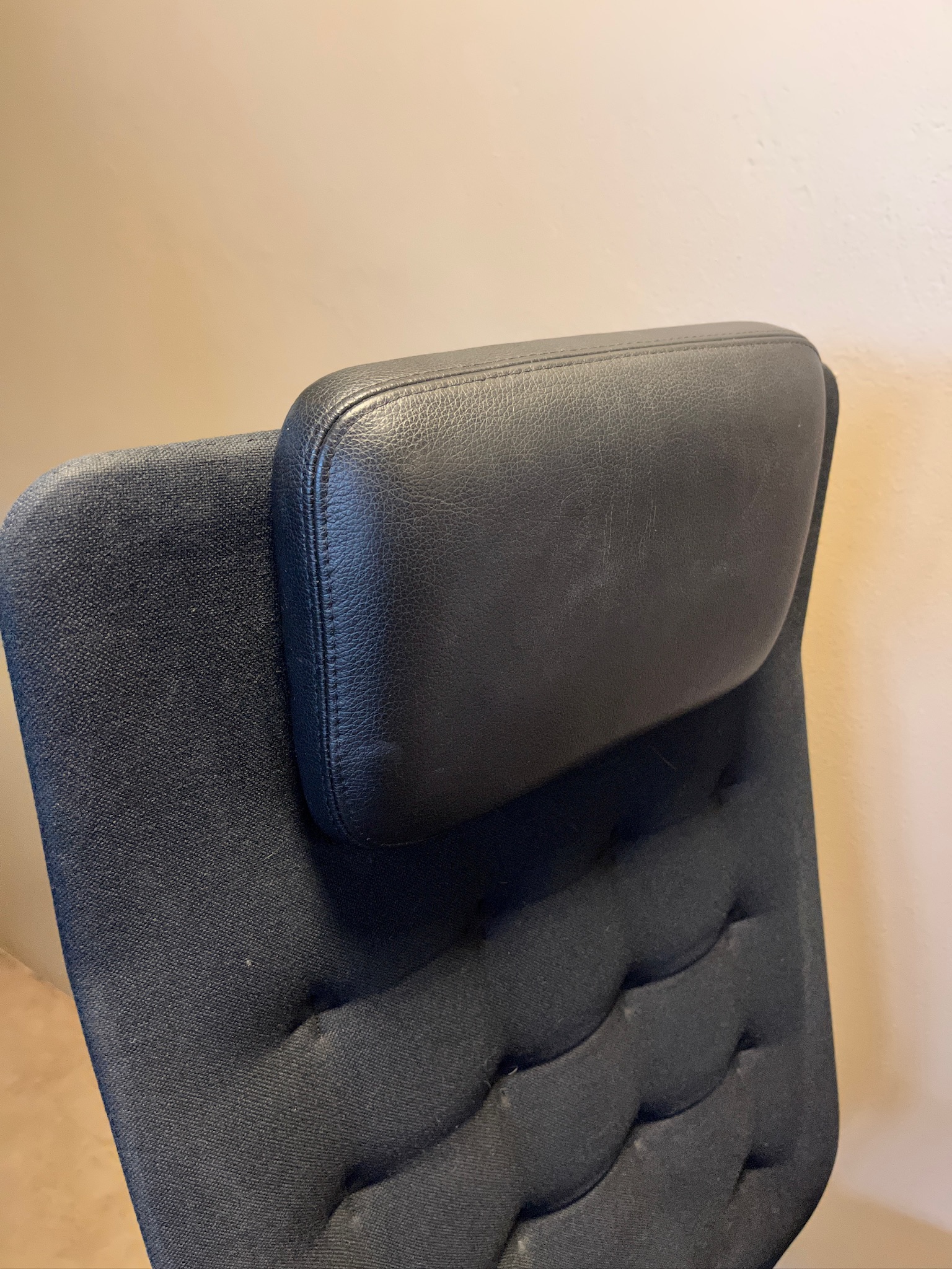 SELT / SOLD Vitra skrifstofustóll frá Pennanum 4