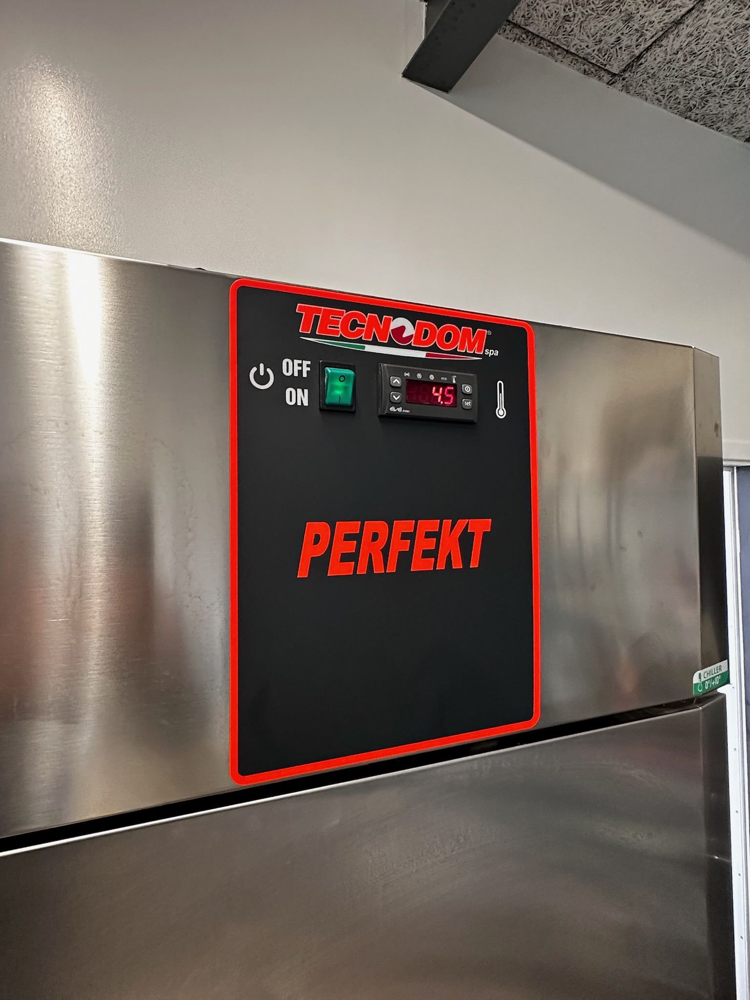 SELT / SOLD Tecnodom Perfekt 700 stálkælir frá BVT 5