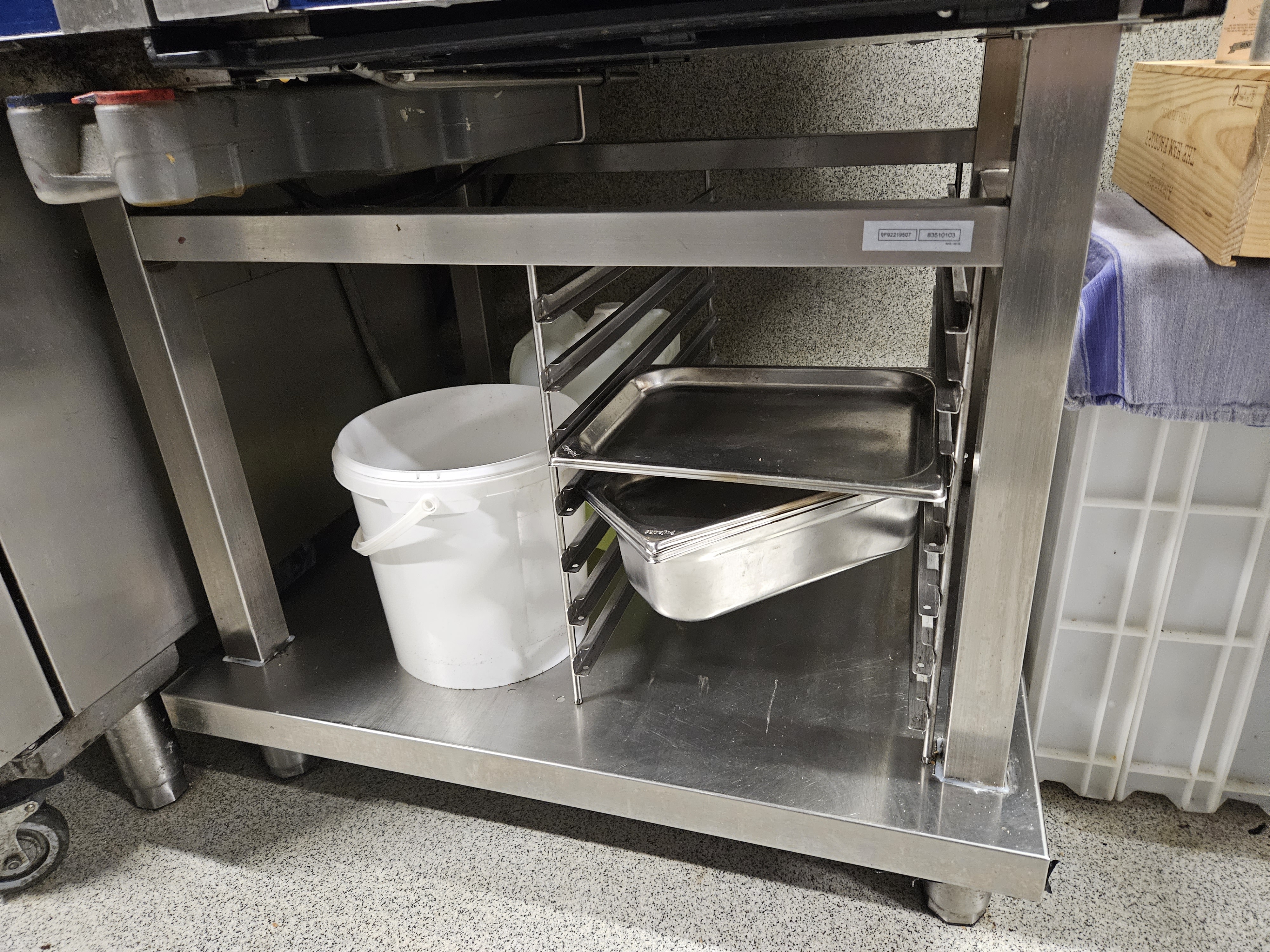 SELT / SOLD - Electrolux air o stream gufuofn 10 skúffur - 2020 - Fastus 3