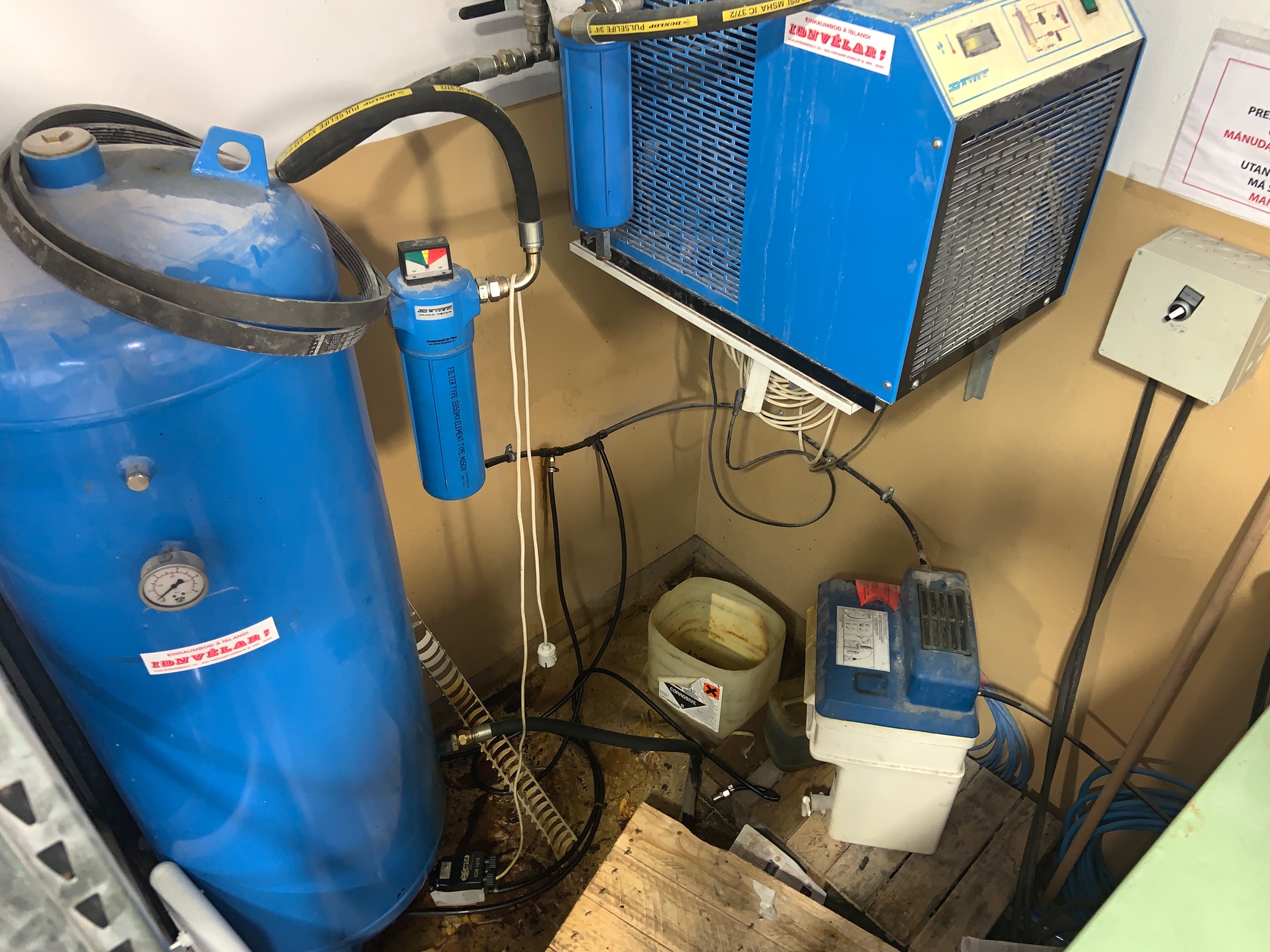 Selt/endurnýtt-CULLAIR BDS 11 kw loftpressa 10