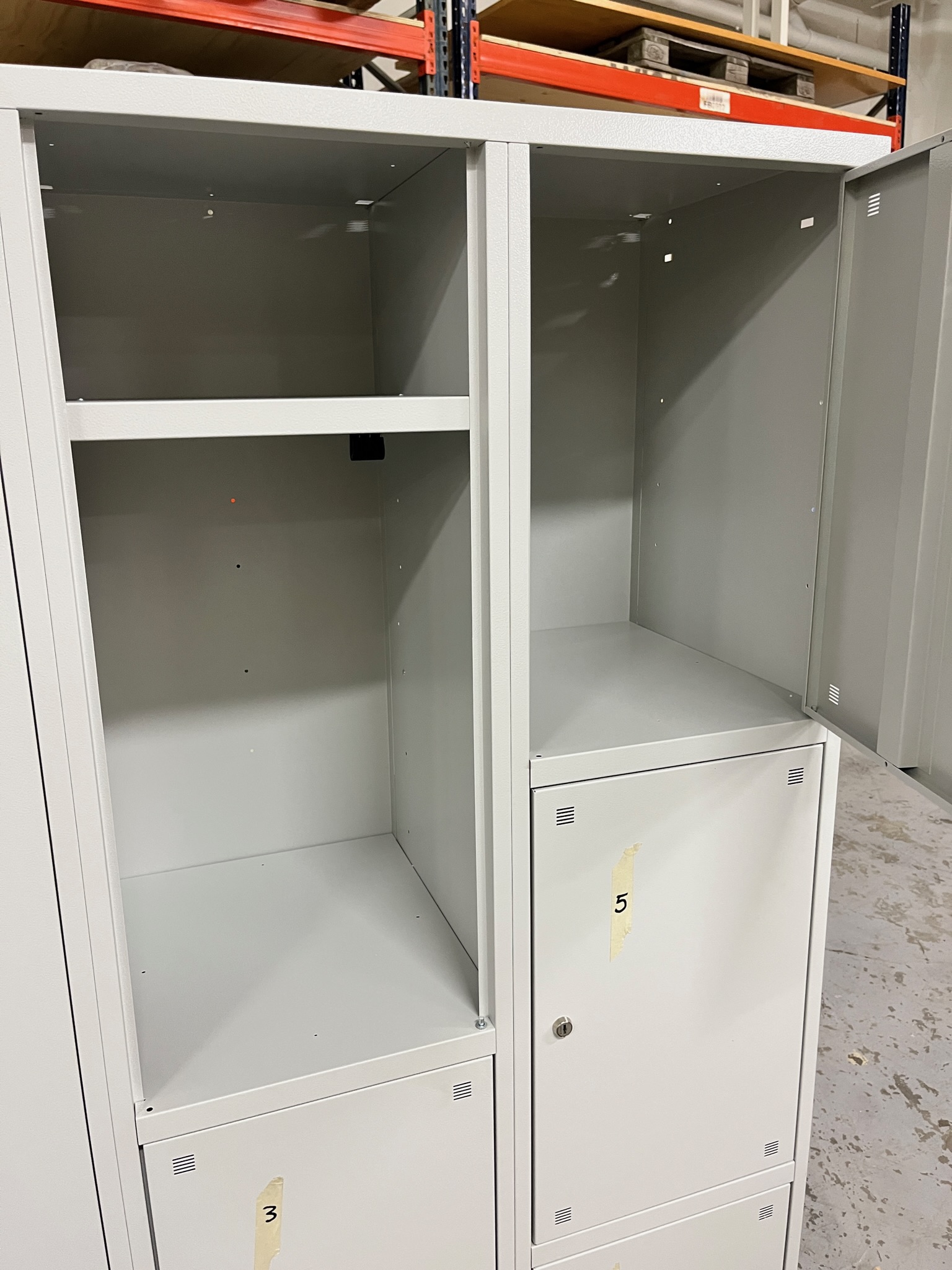 SELT / SOLD - Starfsmannaskápur - starfsmannaskápar 4