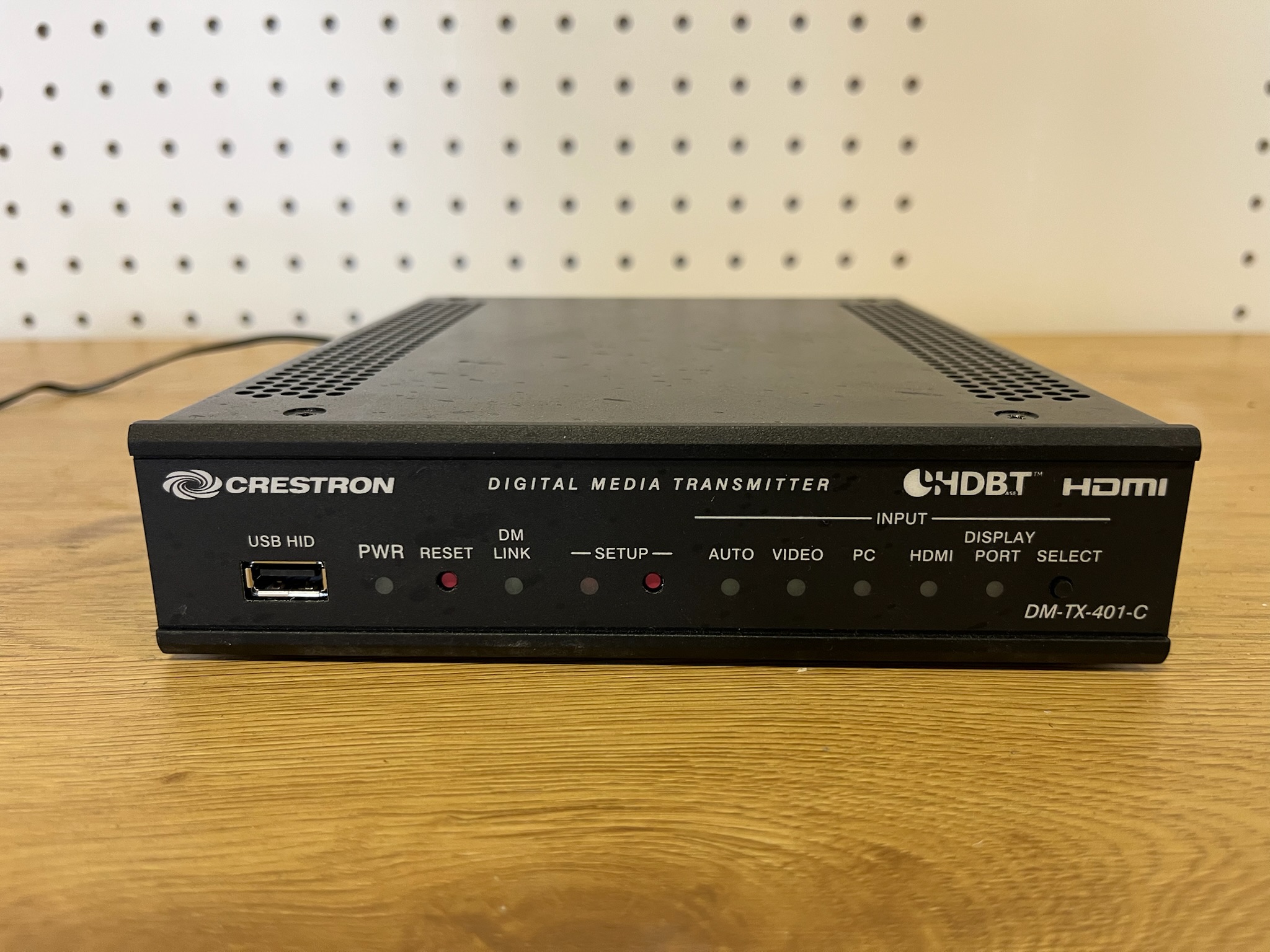 Crestron HDMI yfir CAT sendir/skiptir - hljóðkerfi