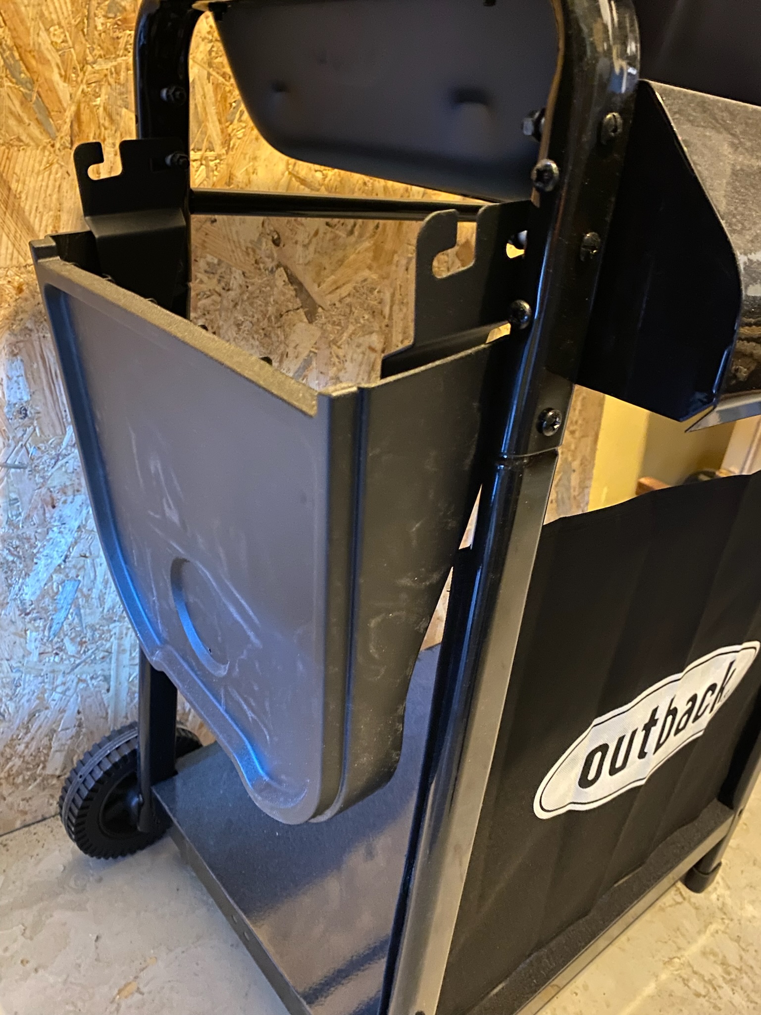 SELT / SOLD Gasgrill Omega 200 Outback (ónotað) 8