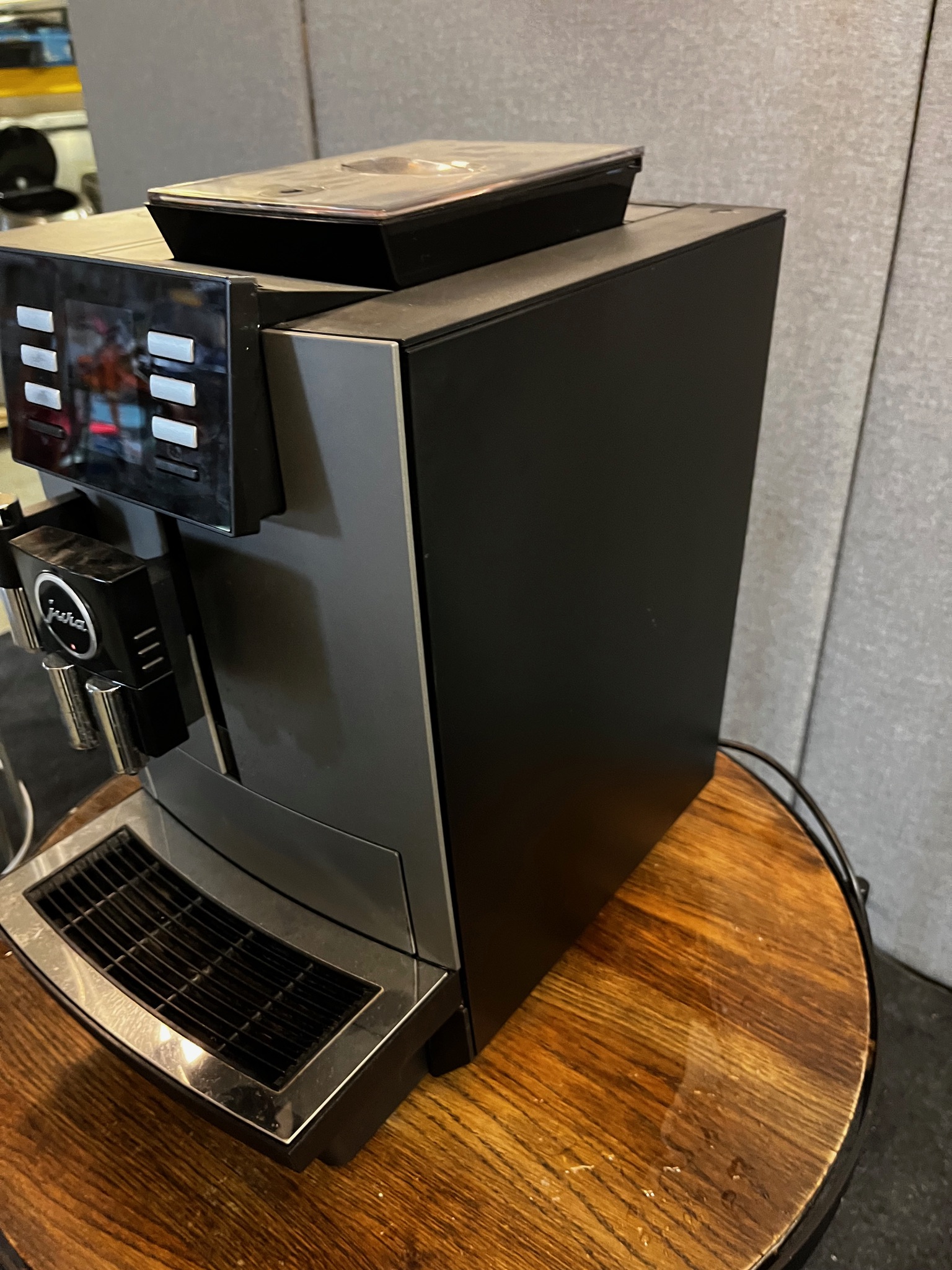 SELT / SOLD Jura X6 kaffivél 2