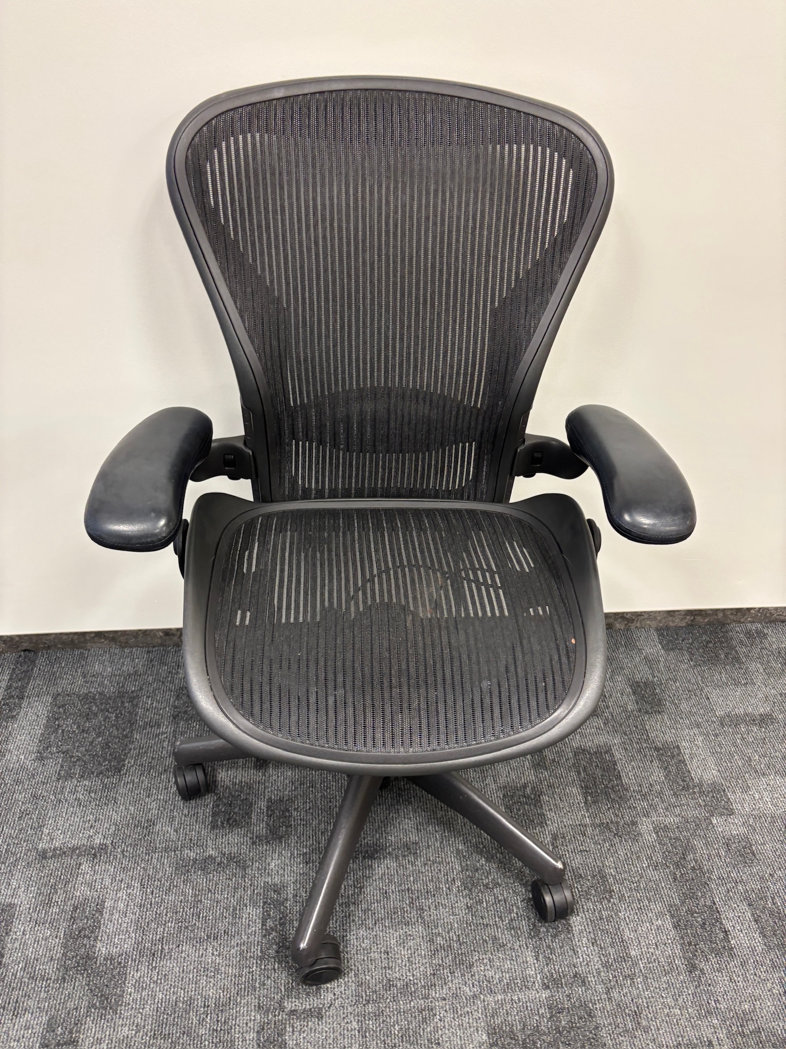 SELT / SOLD - Herman Miller Aeron, C stærð 2