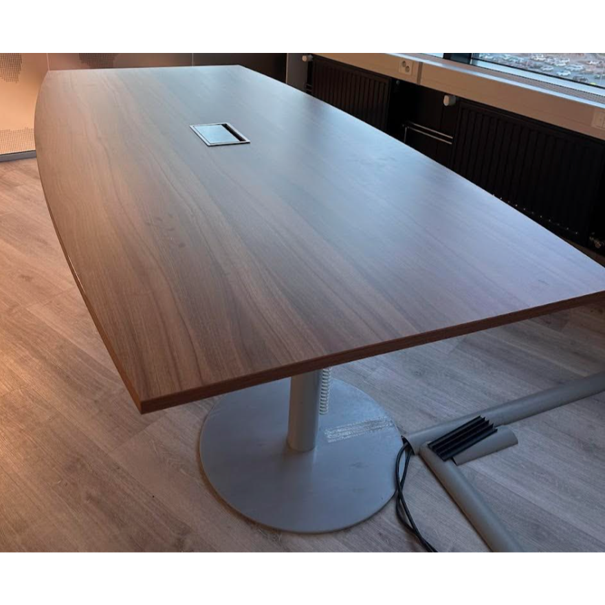SELT/SOLDNowy Styl fundarborð frá Hirzlunni, L250xB120sm.