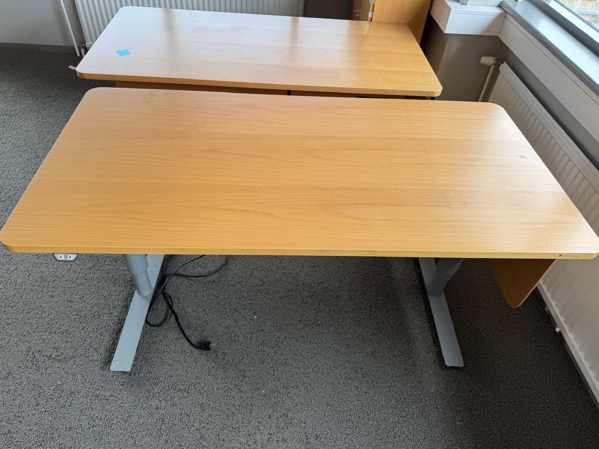 SELT / SOLD Flex-T rafmagnsborð frá Á. Guðmundsson, B180xD80sm. 3