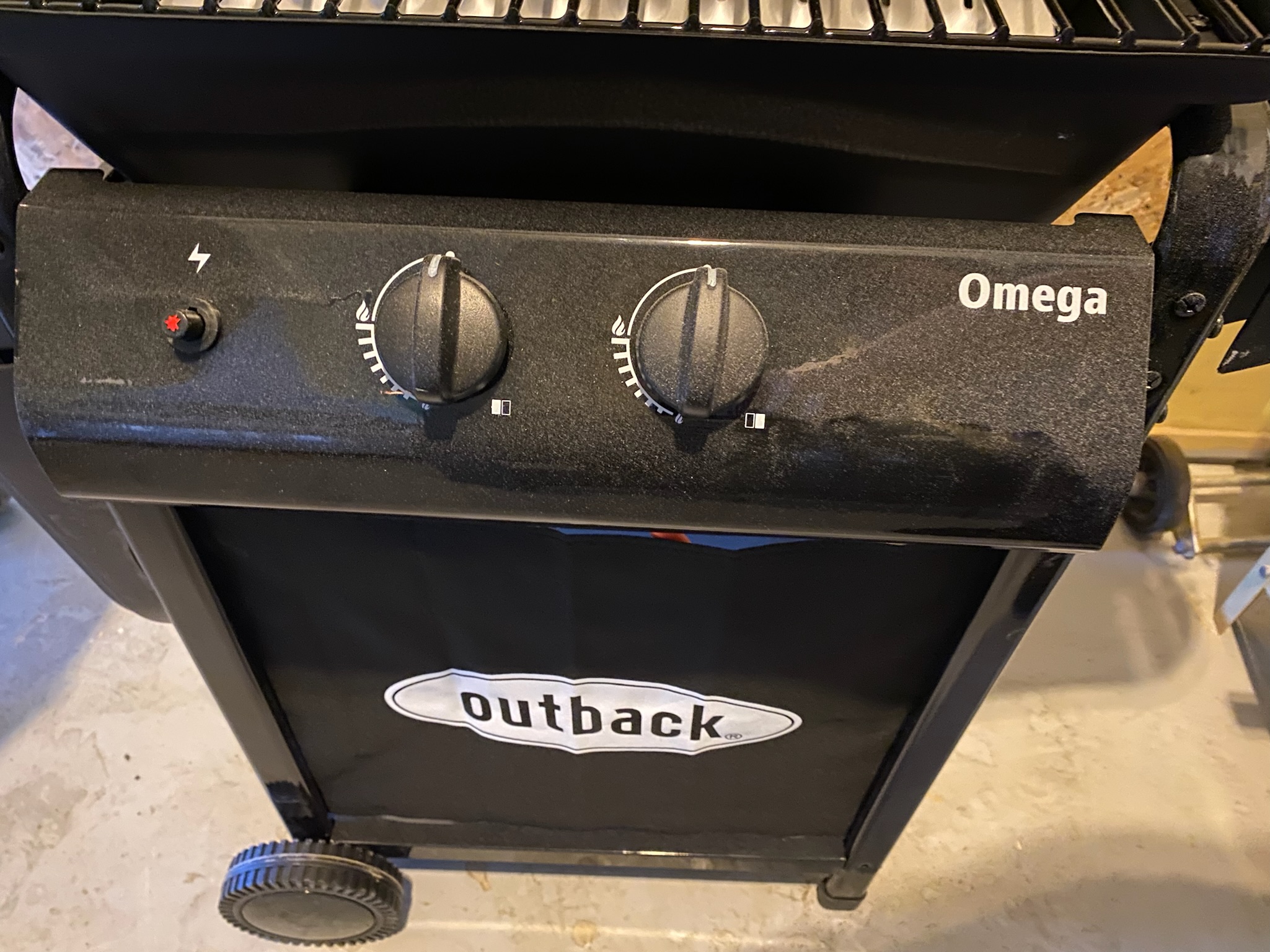 SELT / SOLD Gasgrill Omega 200 Outback (ónotað) 6