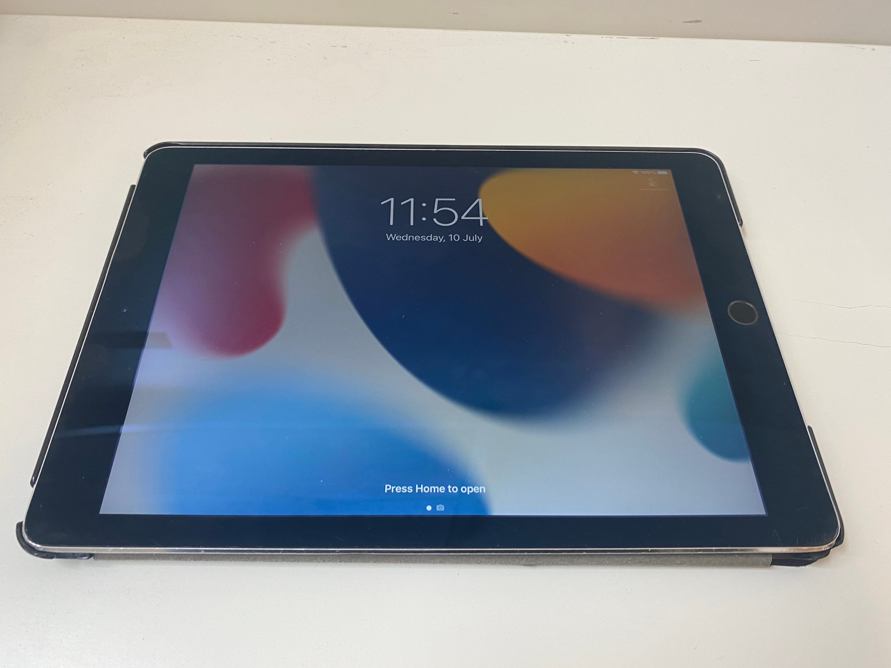 SELT / SOLD Apple iPad Air 2 m.hulstri 3