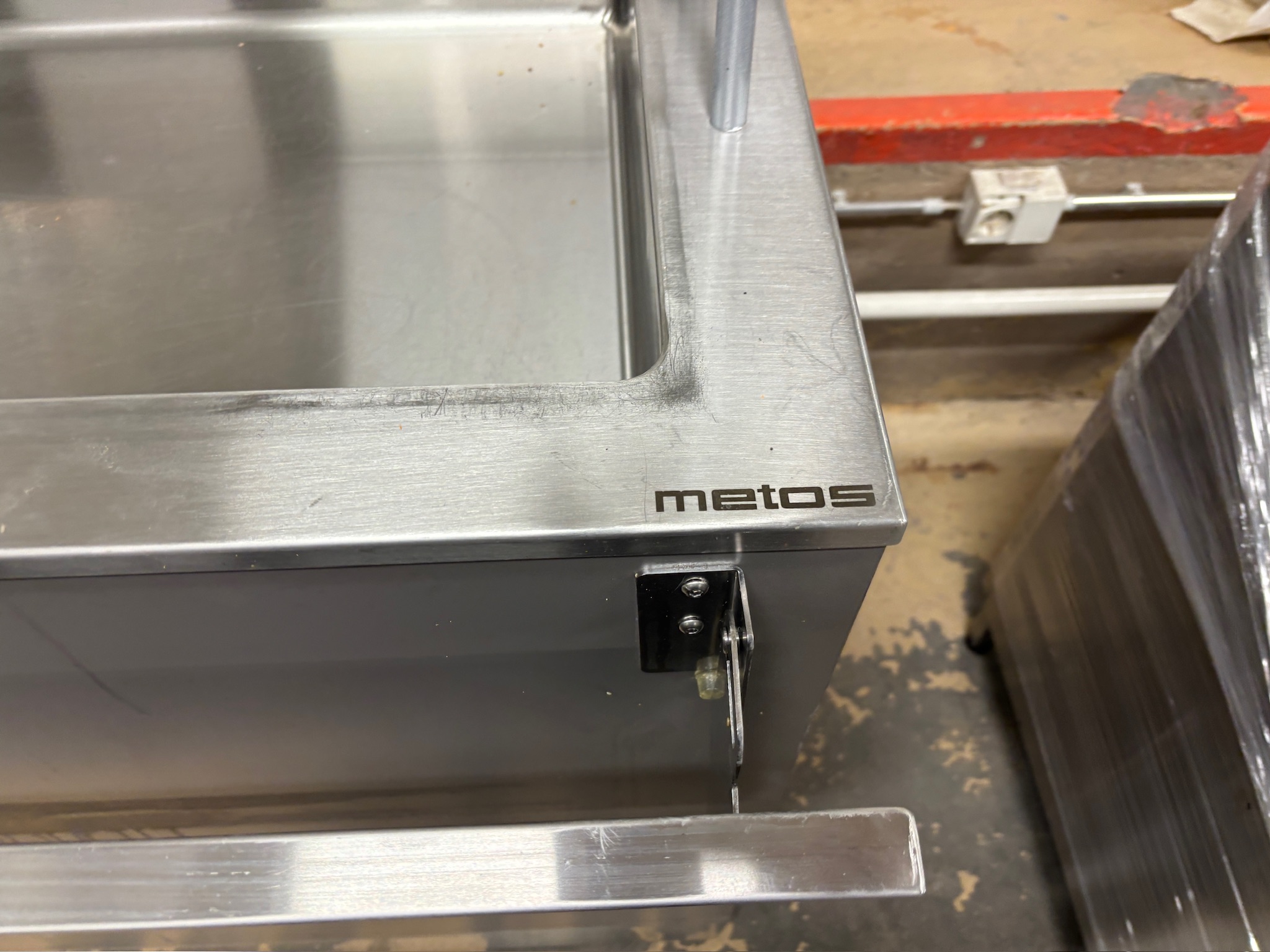 SELT / SOLD Metos salatbar B120xD65/115xH90/128 sm. 8