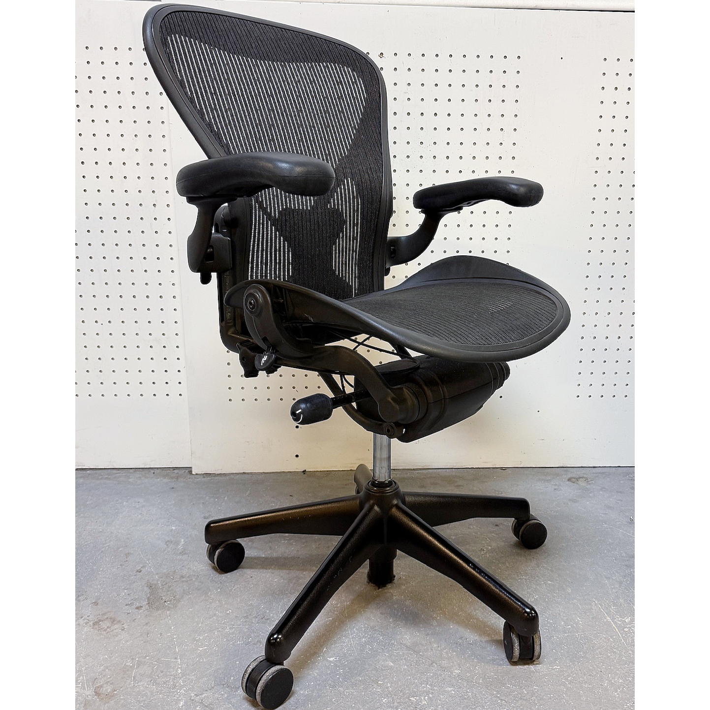 SELT / SOLD Herman Miller Aeron, B stærð (1 stk.)