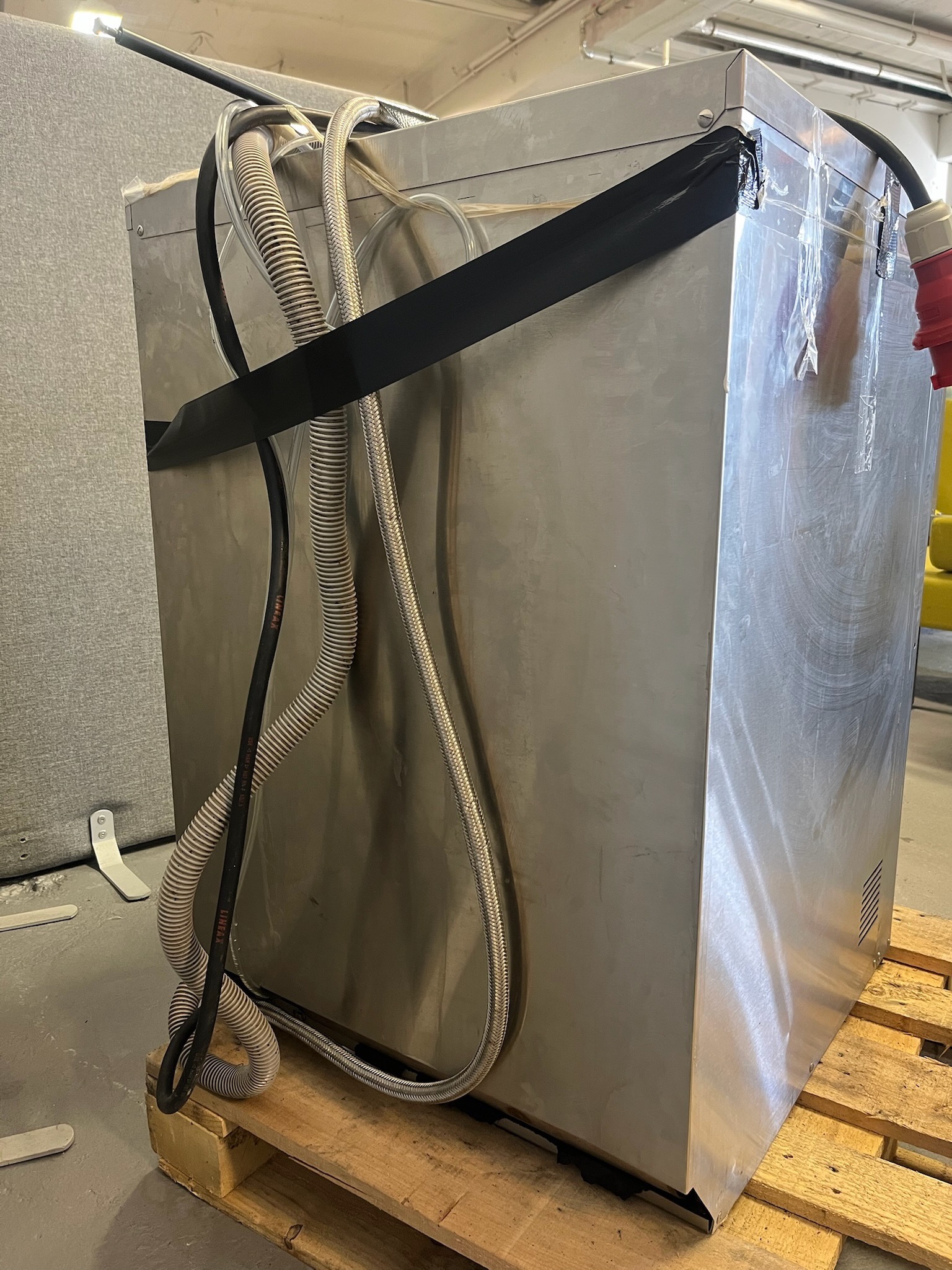 SELT / SOLD Wexiödisk WD4E undirborðsvél 3