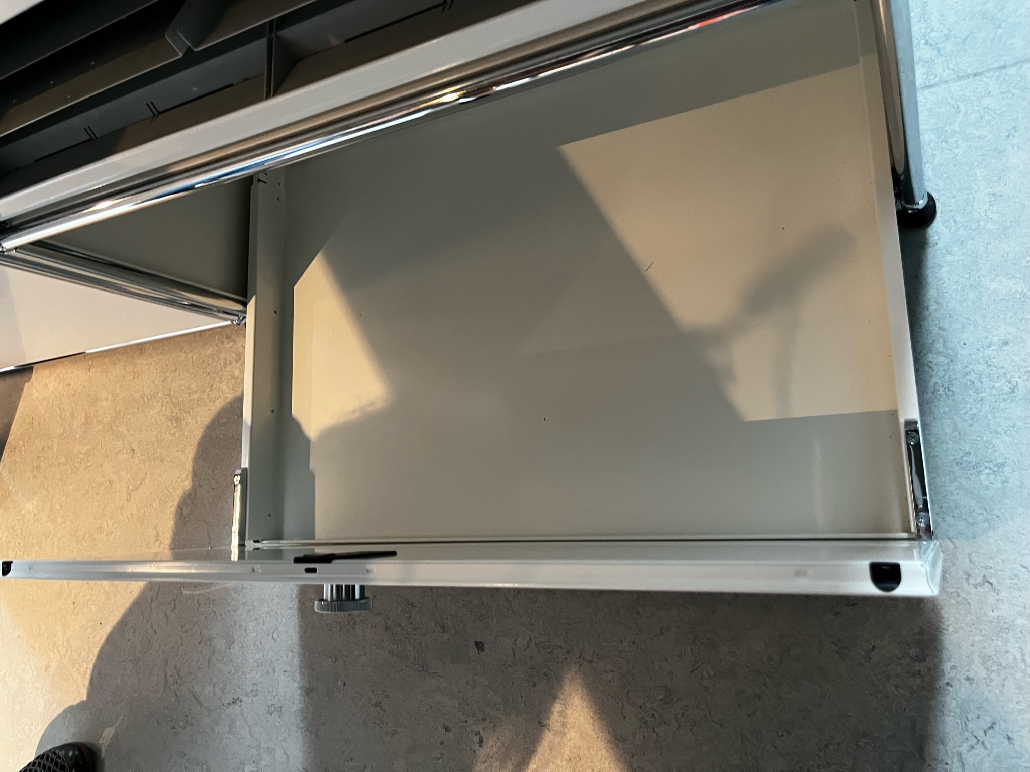 SELT / SOLD USM Haller hönnunarskápur 5