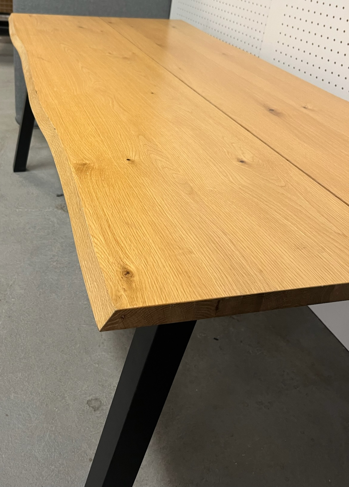 SELT / SOLD Jysk borðstofuborð með framlengingum, L200/292xB90sm. 6