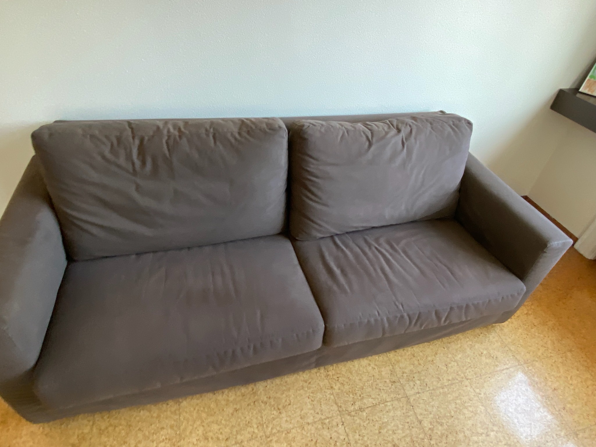SELT / SOLD Sancal sófi - Alþingi 3