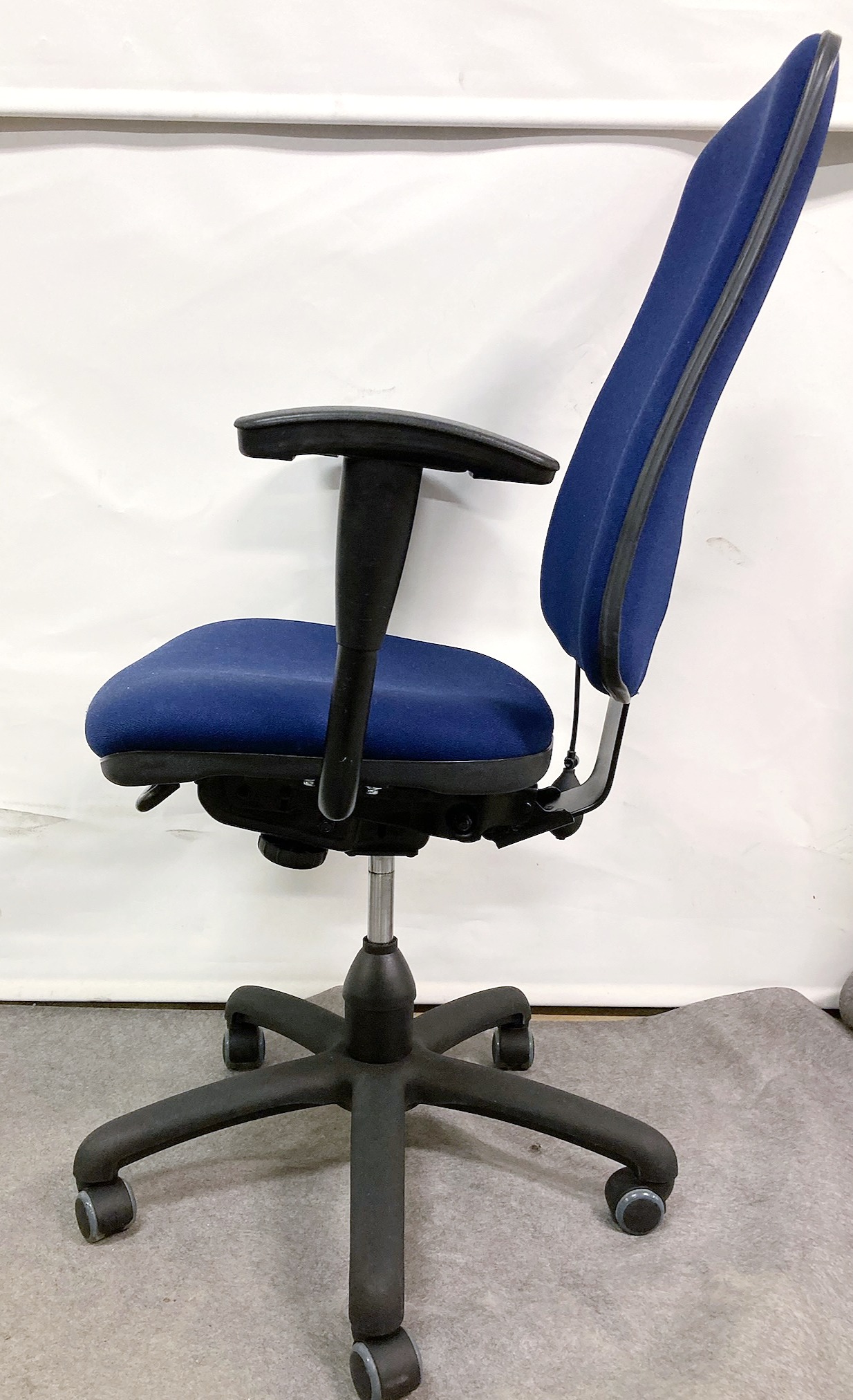 SELT / SOLD ÁG skrifstofustóll Mark 30 - takmarkað magn 2