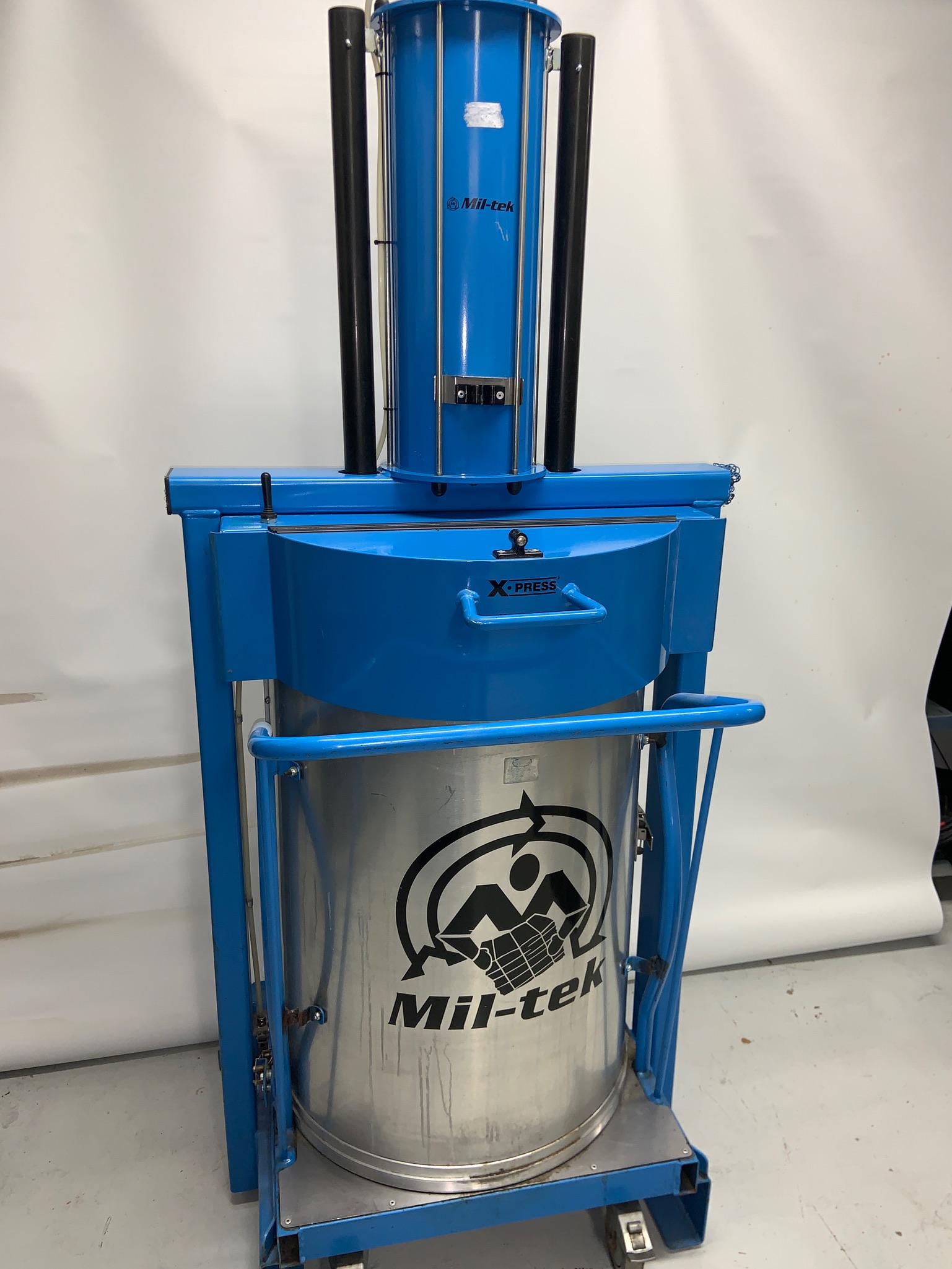 SELT / SOLD Mil-tek ruslapressa