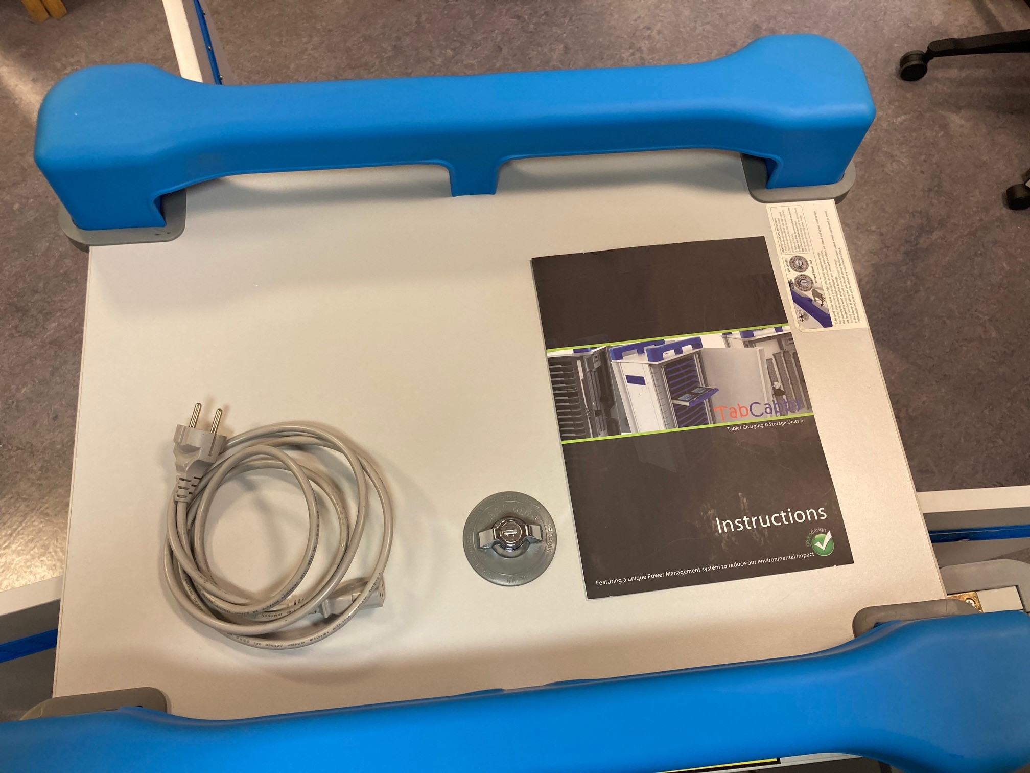 Selt-Hleðsluvagn fyrir Ipad/fartölvur 9
