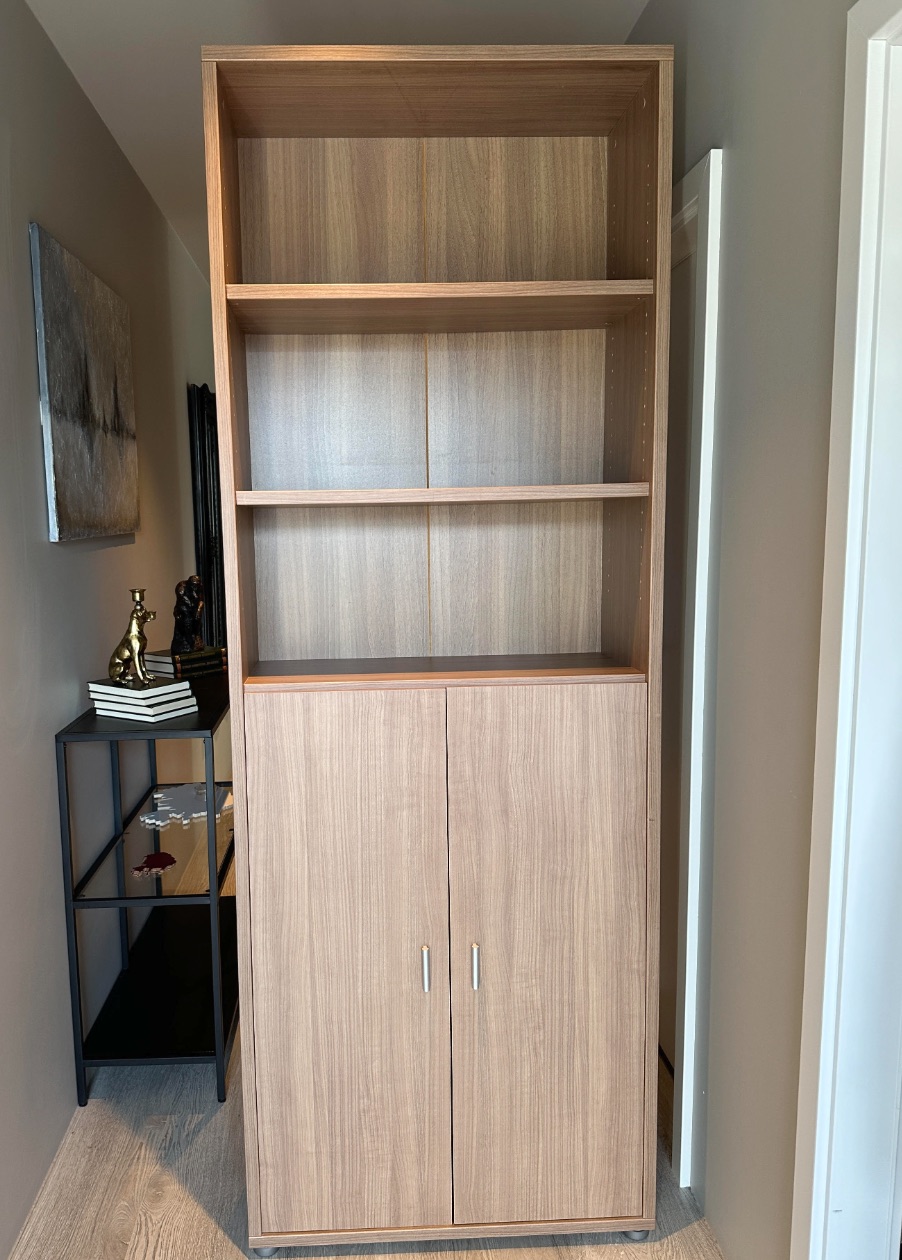 NowyStyl skápur frá Hirzlunni, H223xB80sm. - Sem nýr 2