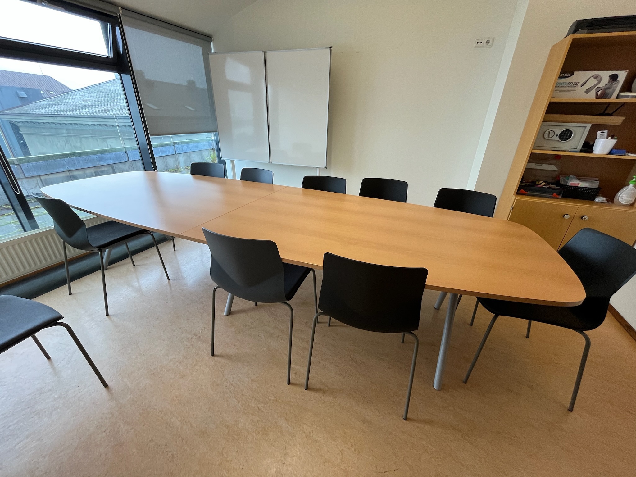 SELT / SOLD Fundarborð, 10-12 manna, L360xB120xH73sm. 2