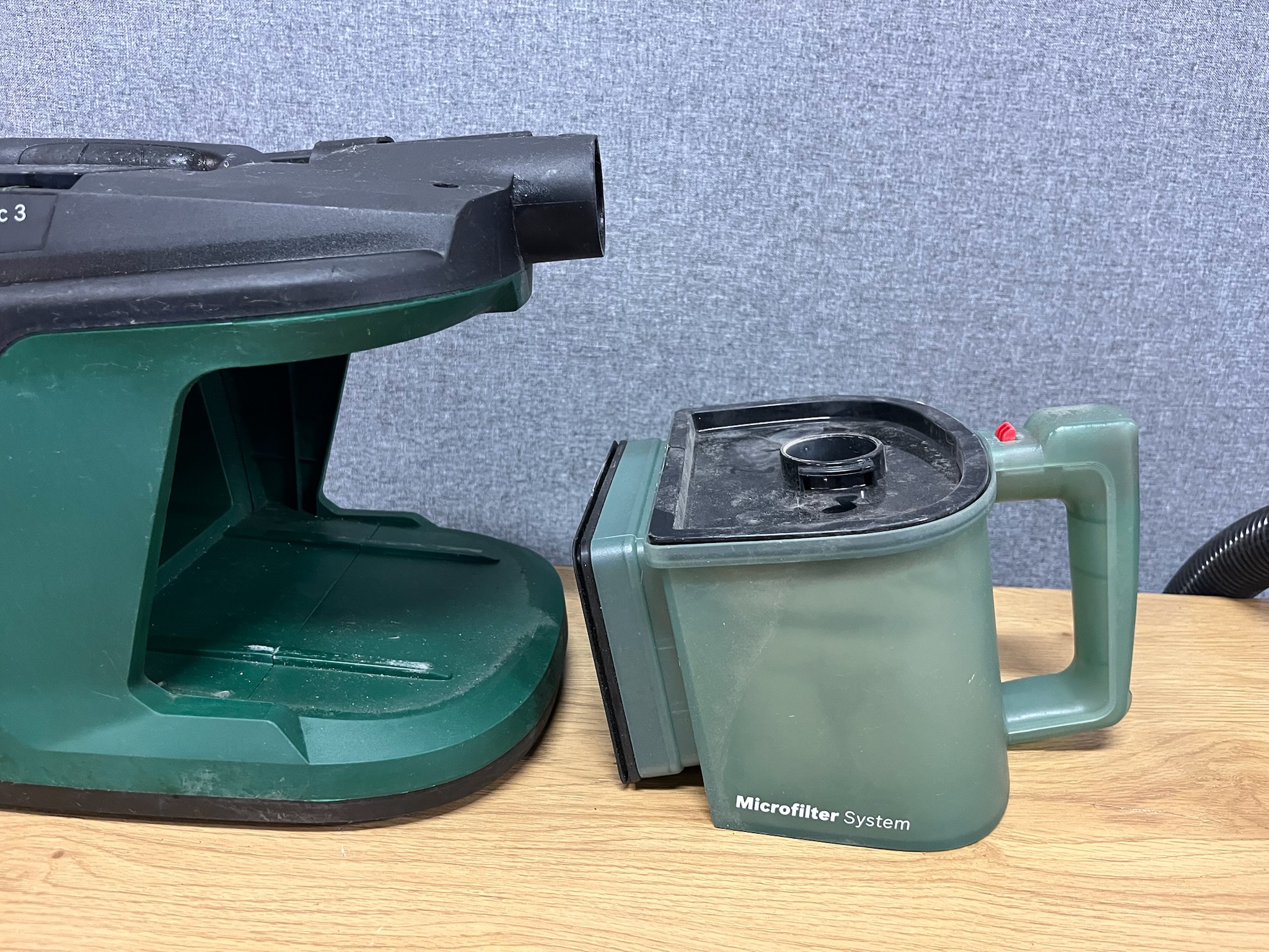SELT / SOLD Bosch EasyVac 3 ryksuga frá Byko 4