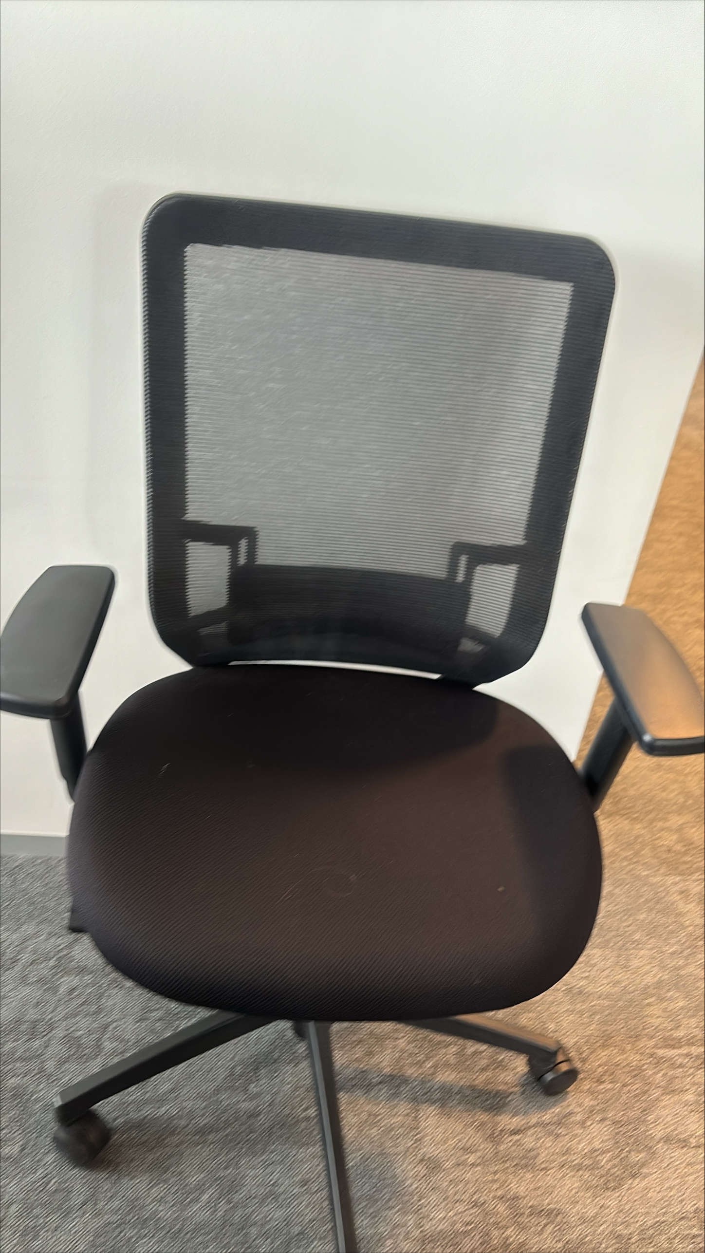 SELT / SOLD Neodesign skrifborðsstóll frá Pennanum 5