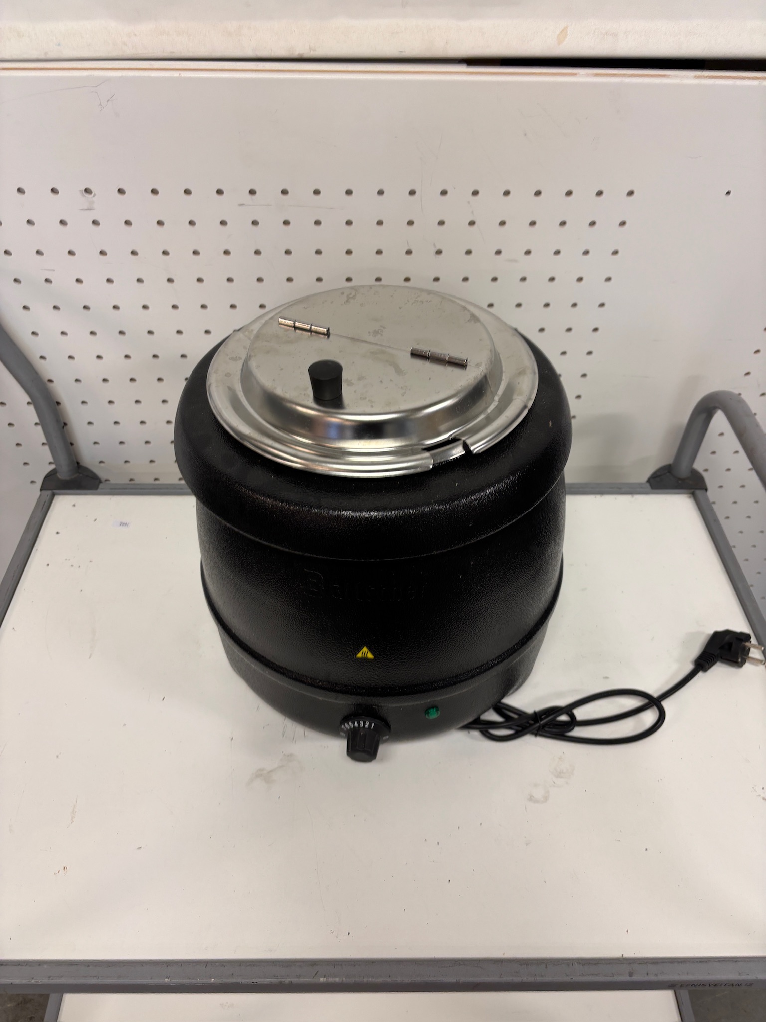 SELT / SOLD Bartscher súpupottur frá BVT, 9L 2