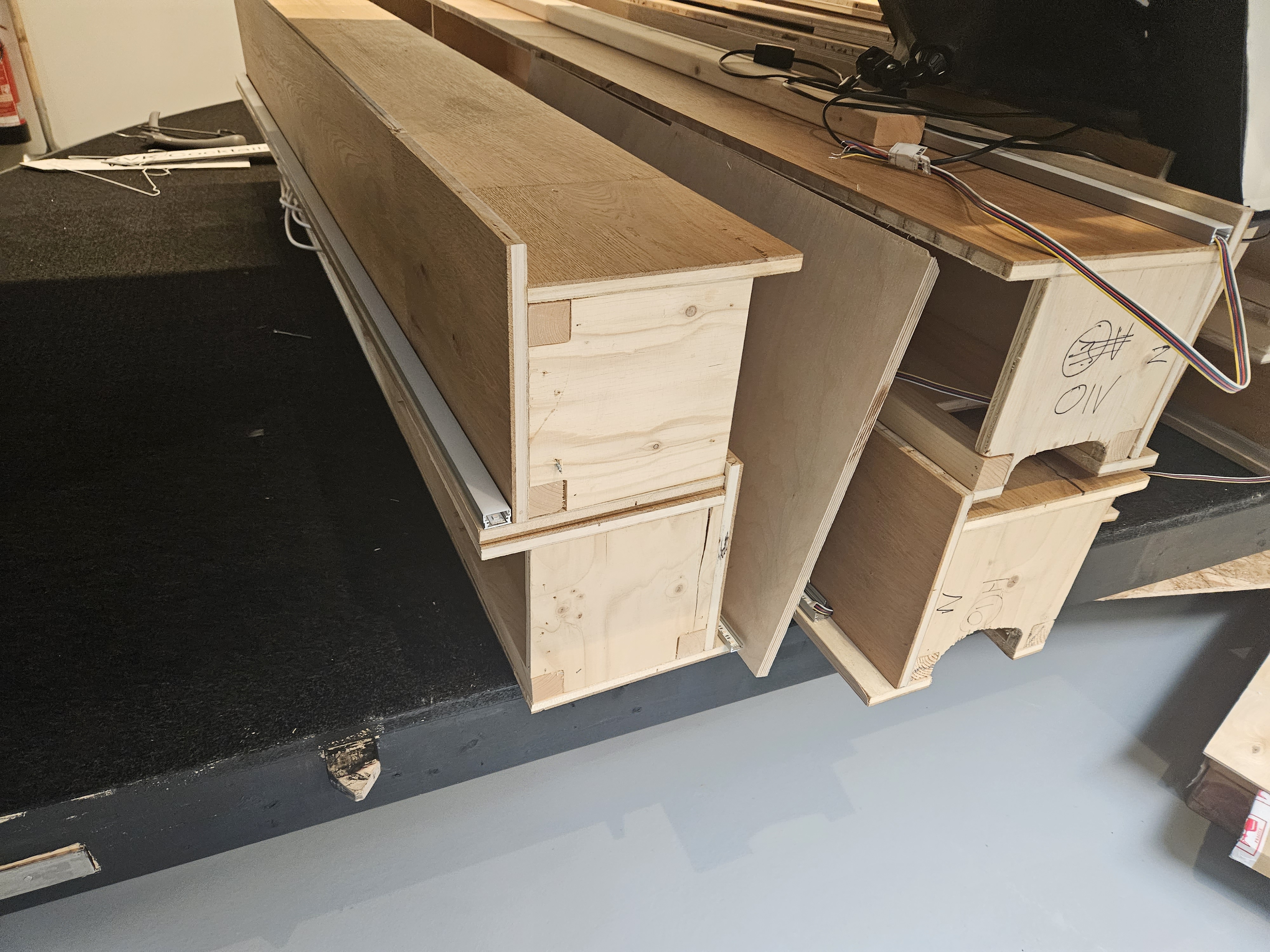 SELT / SOLD Tónlistarsvið - sýningarsvið 7x4m - á hjólum - vönduð sérsmíði 12