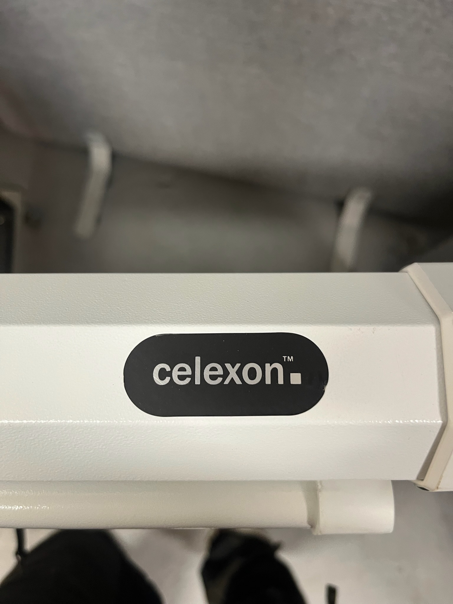 SELT / SOLD Celexon Skjávarpatjald, L247 sm. (2 stk). 2