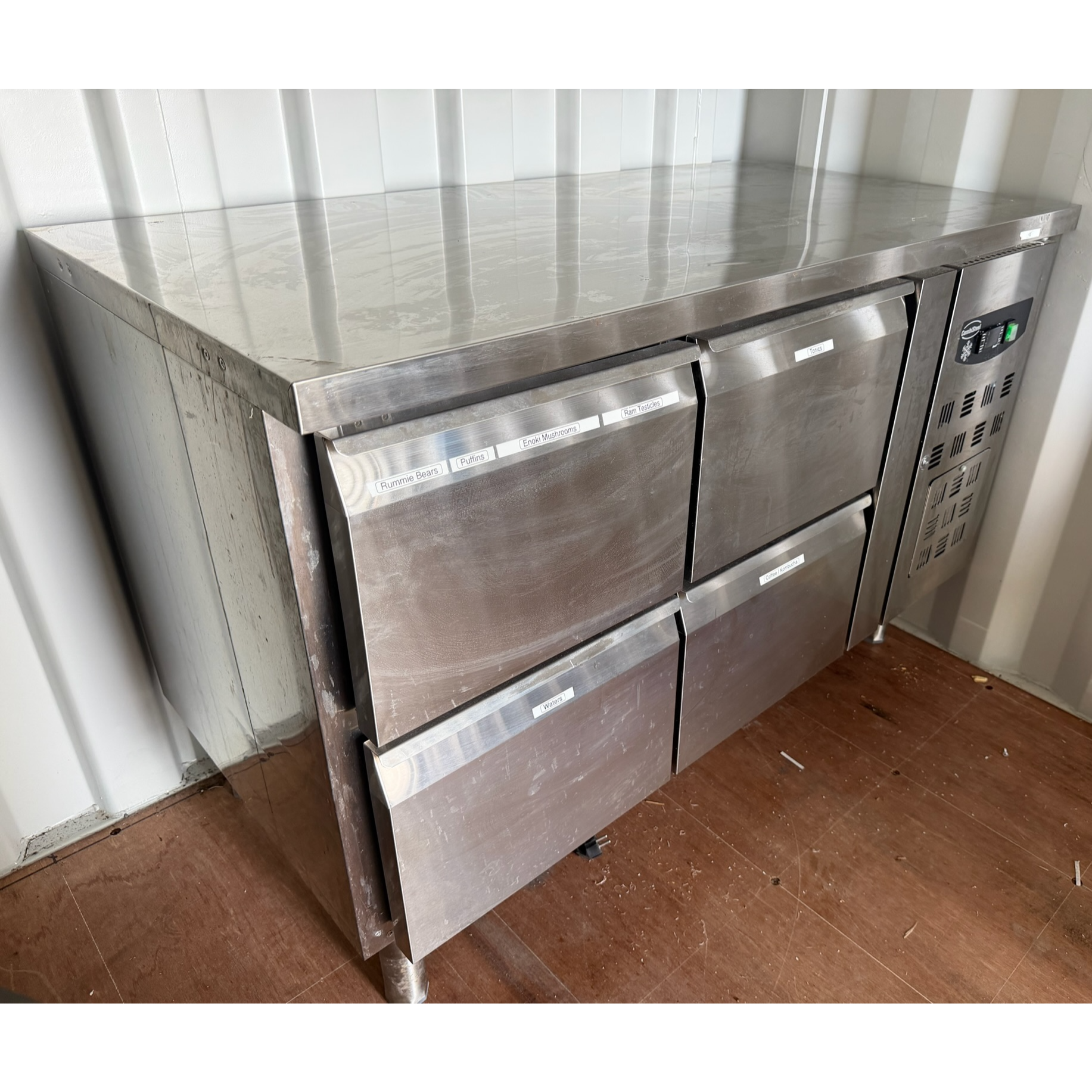 SELT / SOLD CombiSteel kæliborð, 4 skúffur, B135sm.