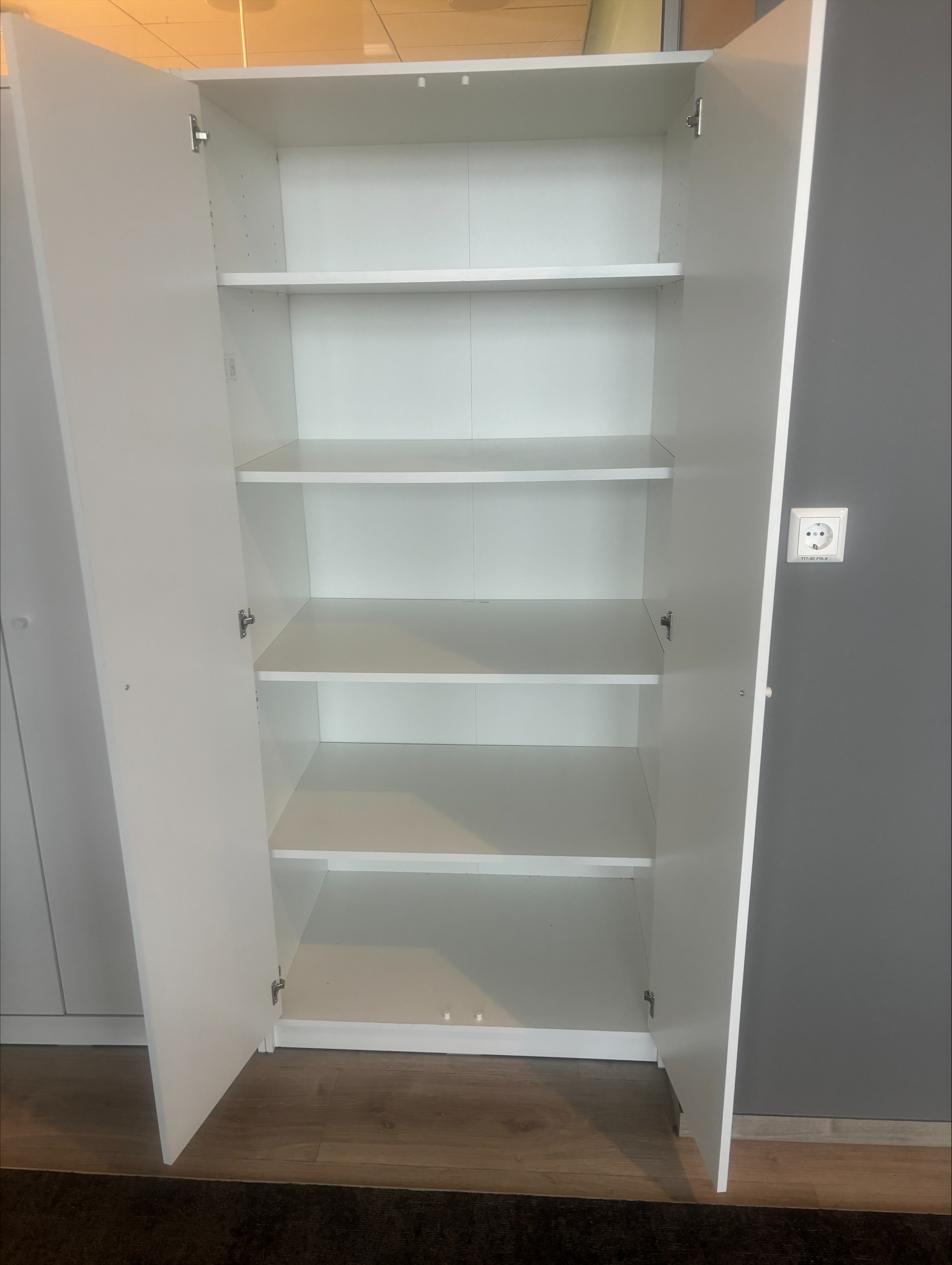 SELT / SOLD IKEA skápur, Kleppstad - 79x176 6
