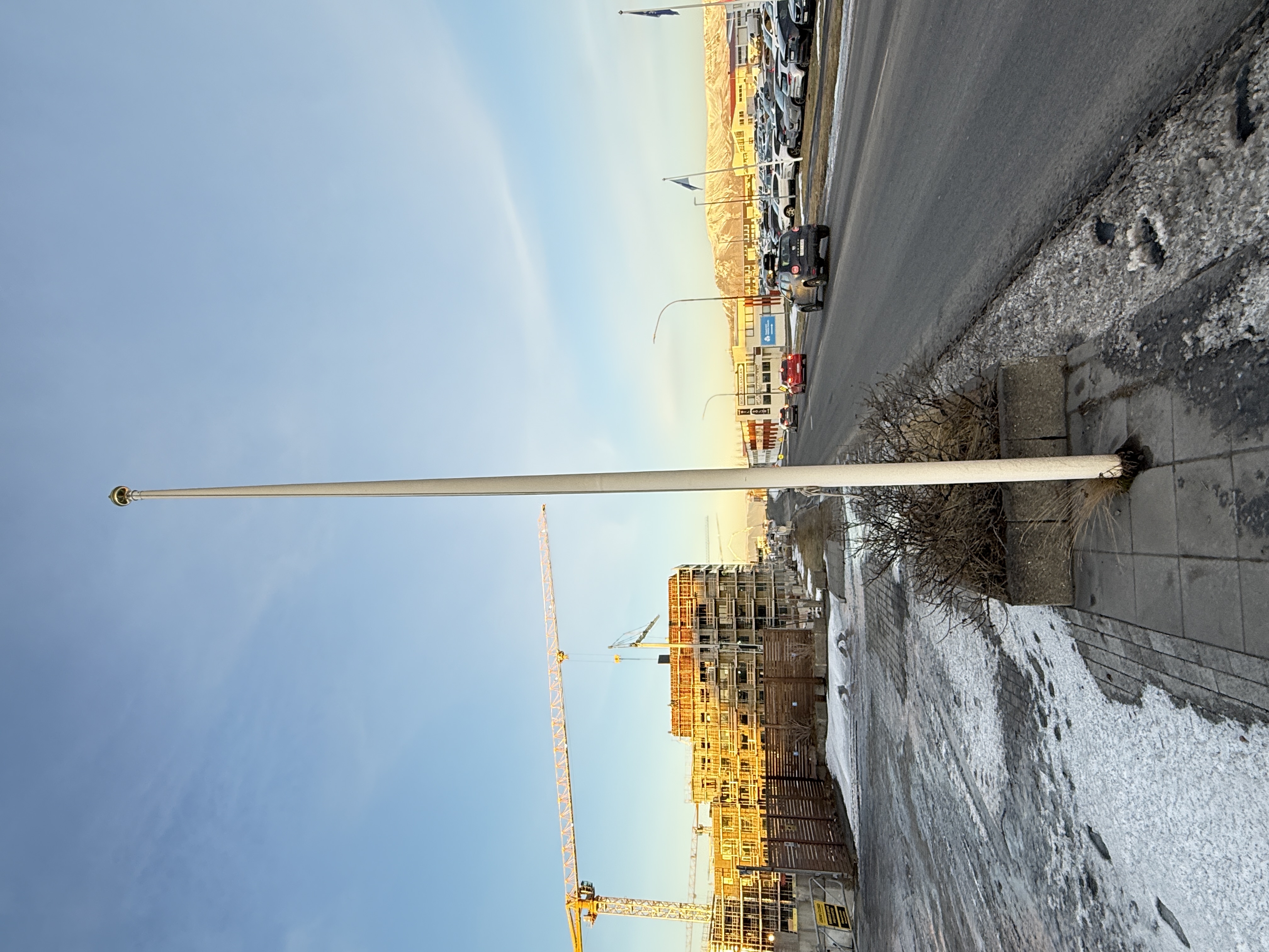 SELT / SOLD Fánastöng - fánastangir - 5.8 m. 3