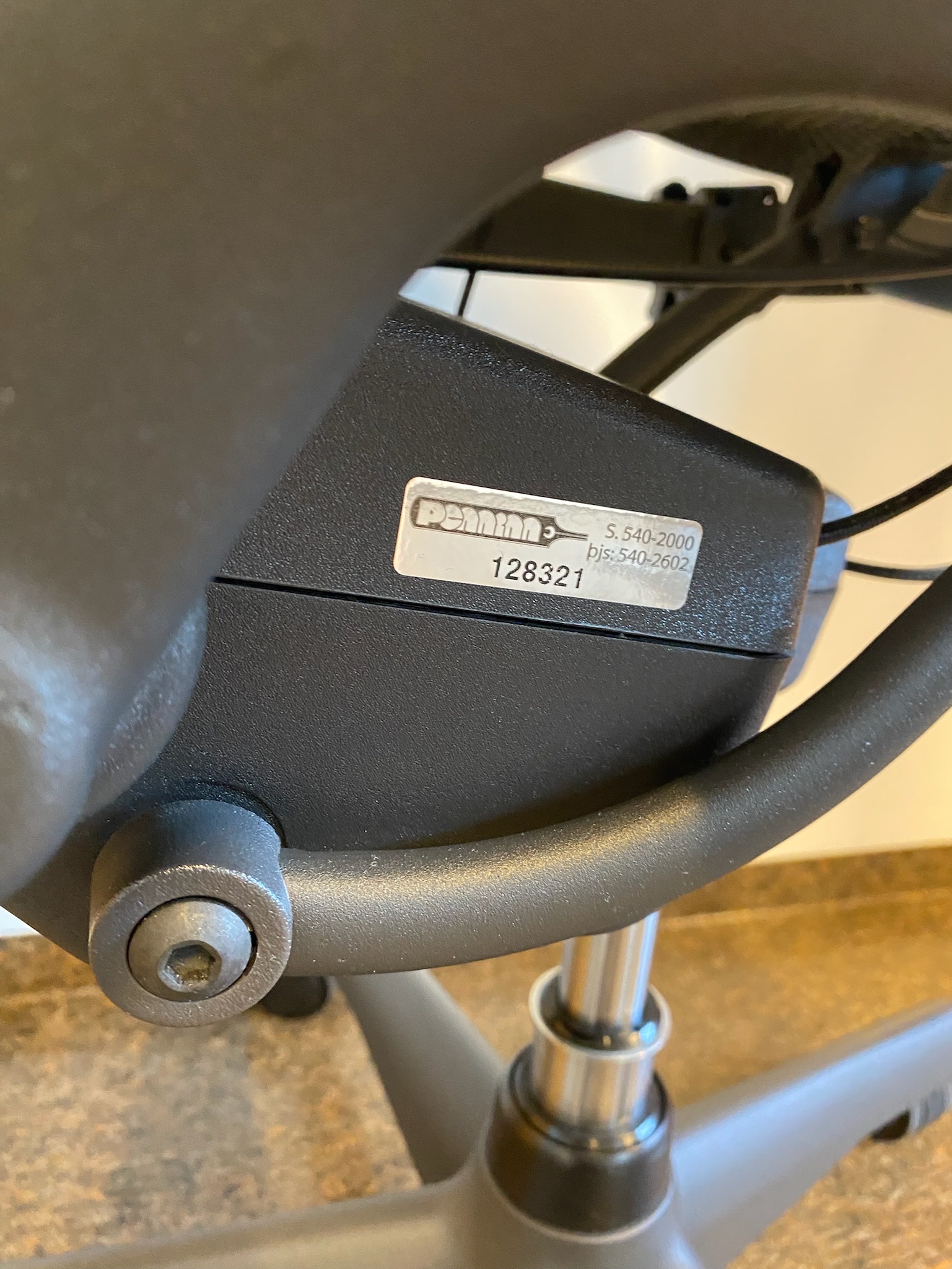 SELT / SOLD Herman Miller Aeron (A stærð) - Alþingi 7