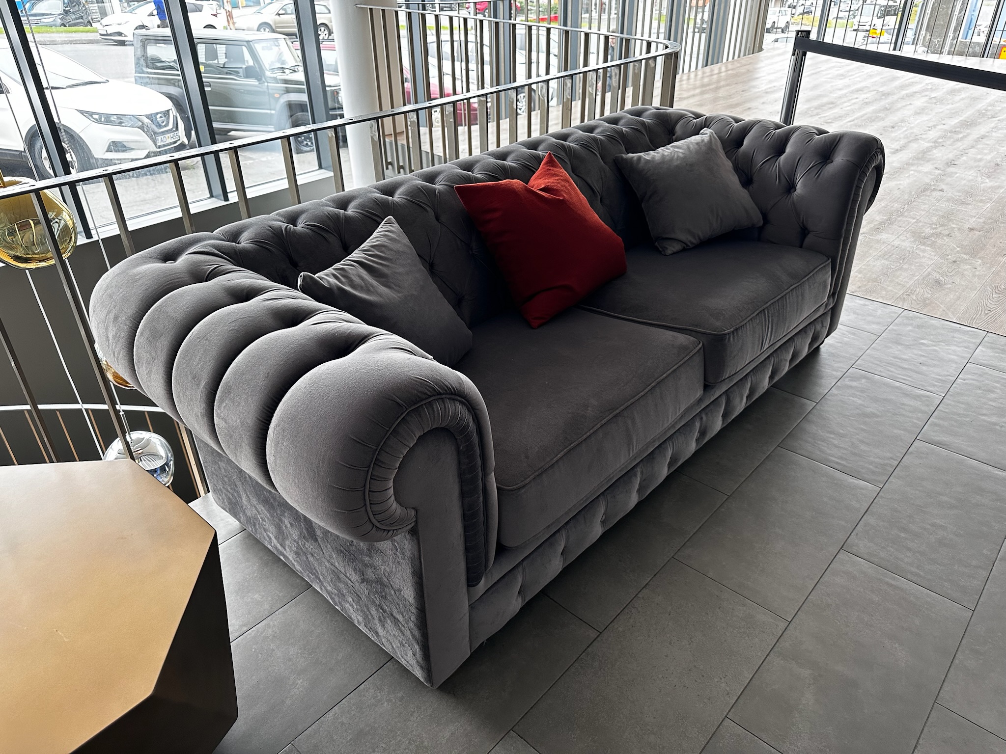 SELT / SOLD - Cupon chesterfield sófi, B230 x D100 x H78 sm. 4