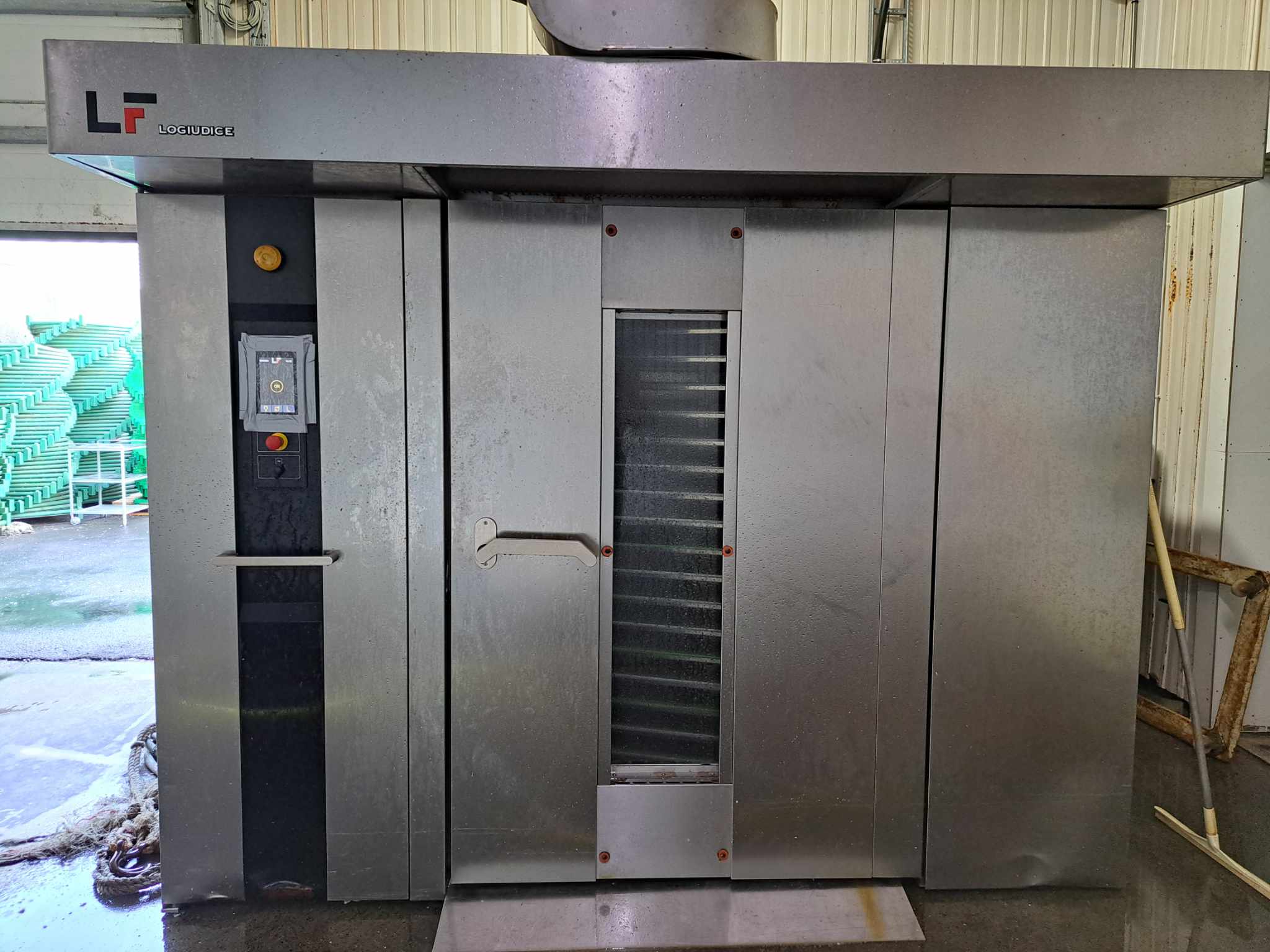 SELT / SOLD Bakarofn - snúningsofn Logiudi - iðnaðarofn, kjötvinnslu, hótel