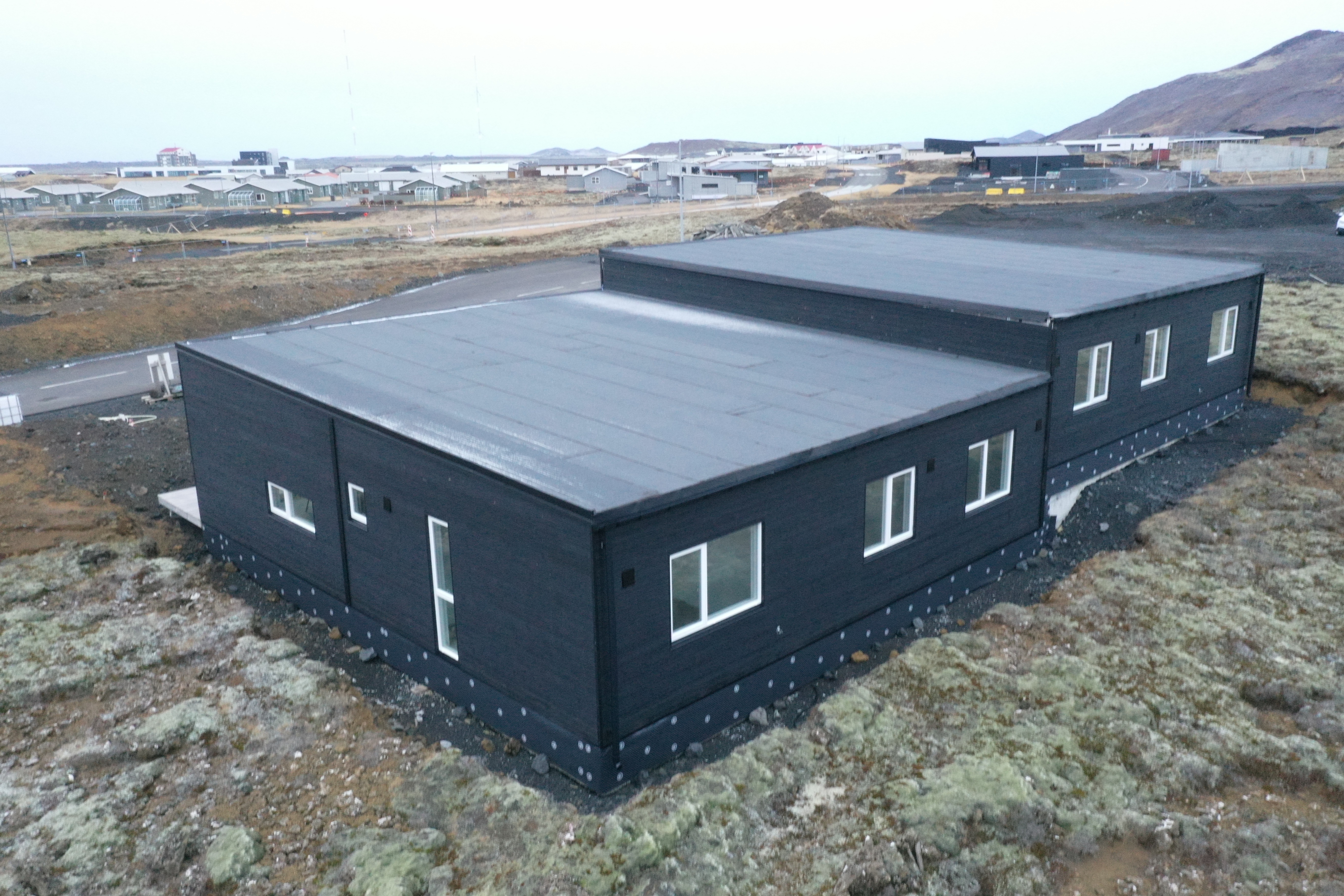 SELT / SOLD Timbureiningarhús 130 fm. til niðurtöku og flutnings. Grindavík 3