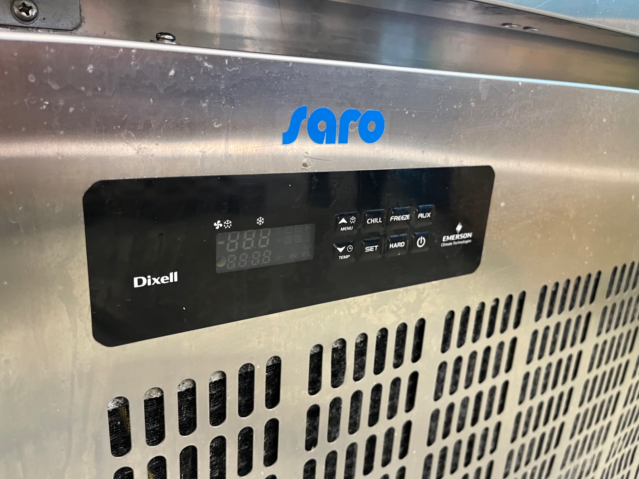 SELT / SOLD Saro hraðkælir/frystir 6