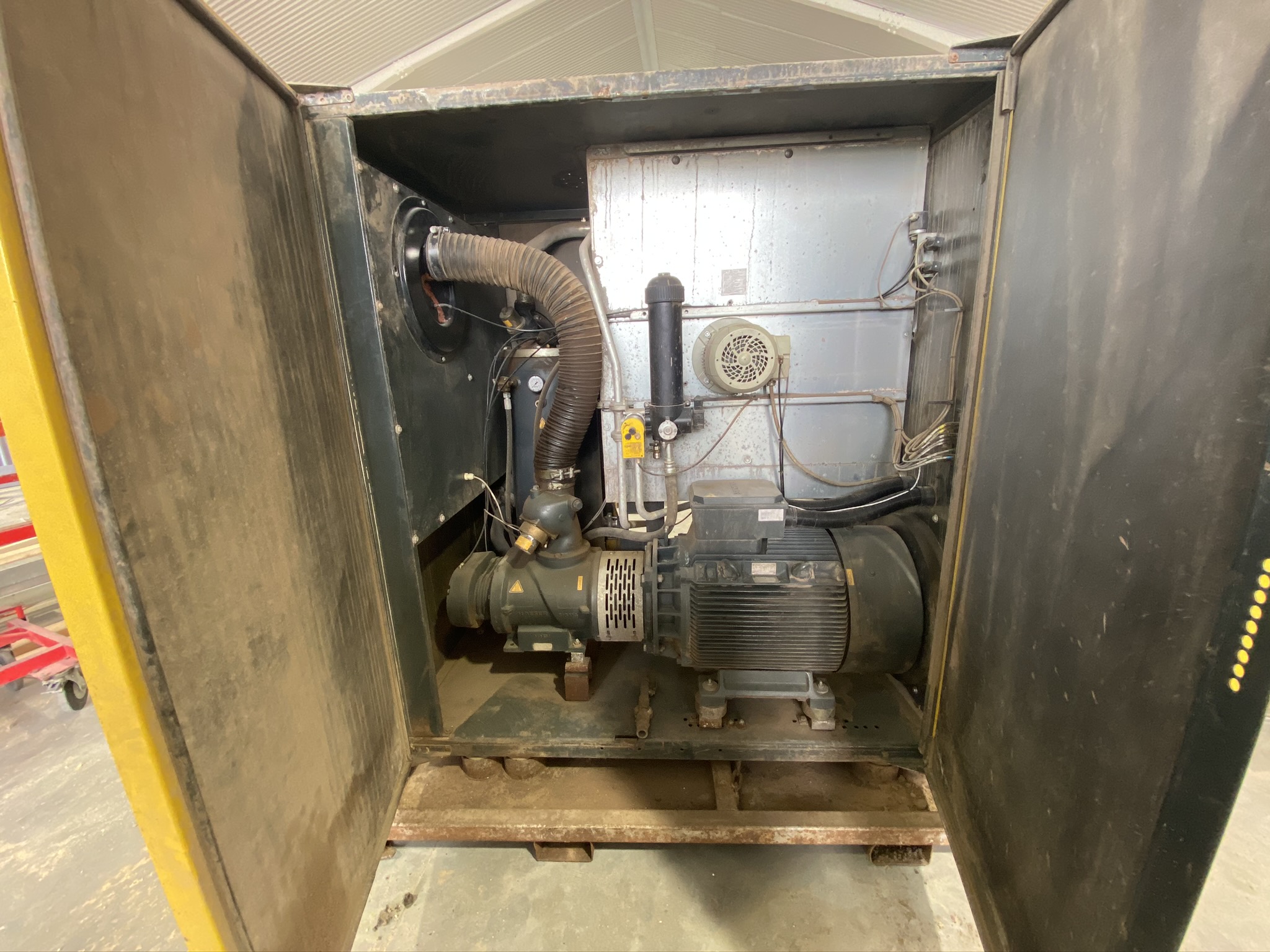 SELT / SOLD Öflug Kaeser loftpressa CSDX 140 2