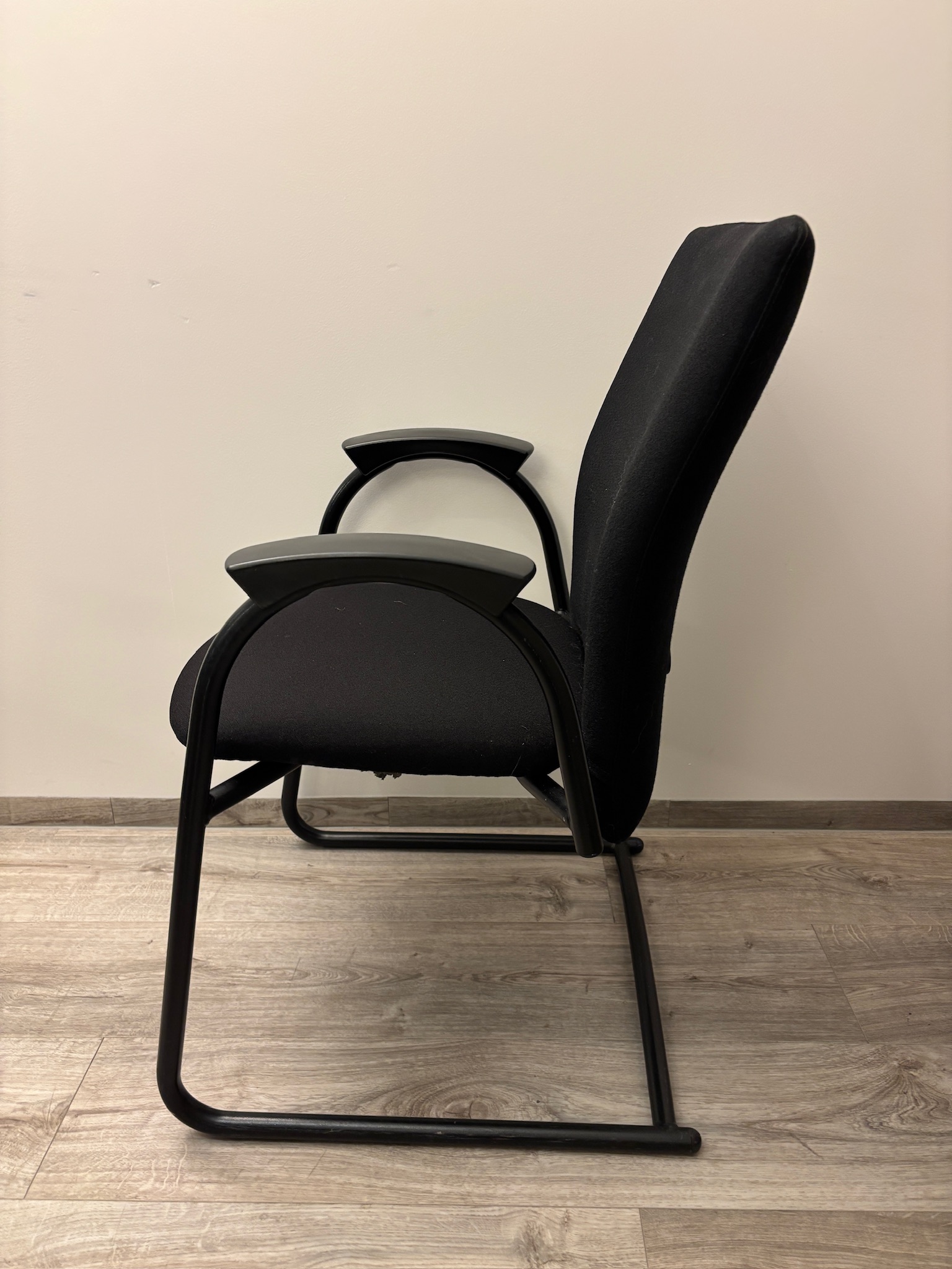 SELT / SOLD Interstuhl fundarstólar frá Pennanum 5